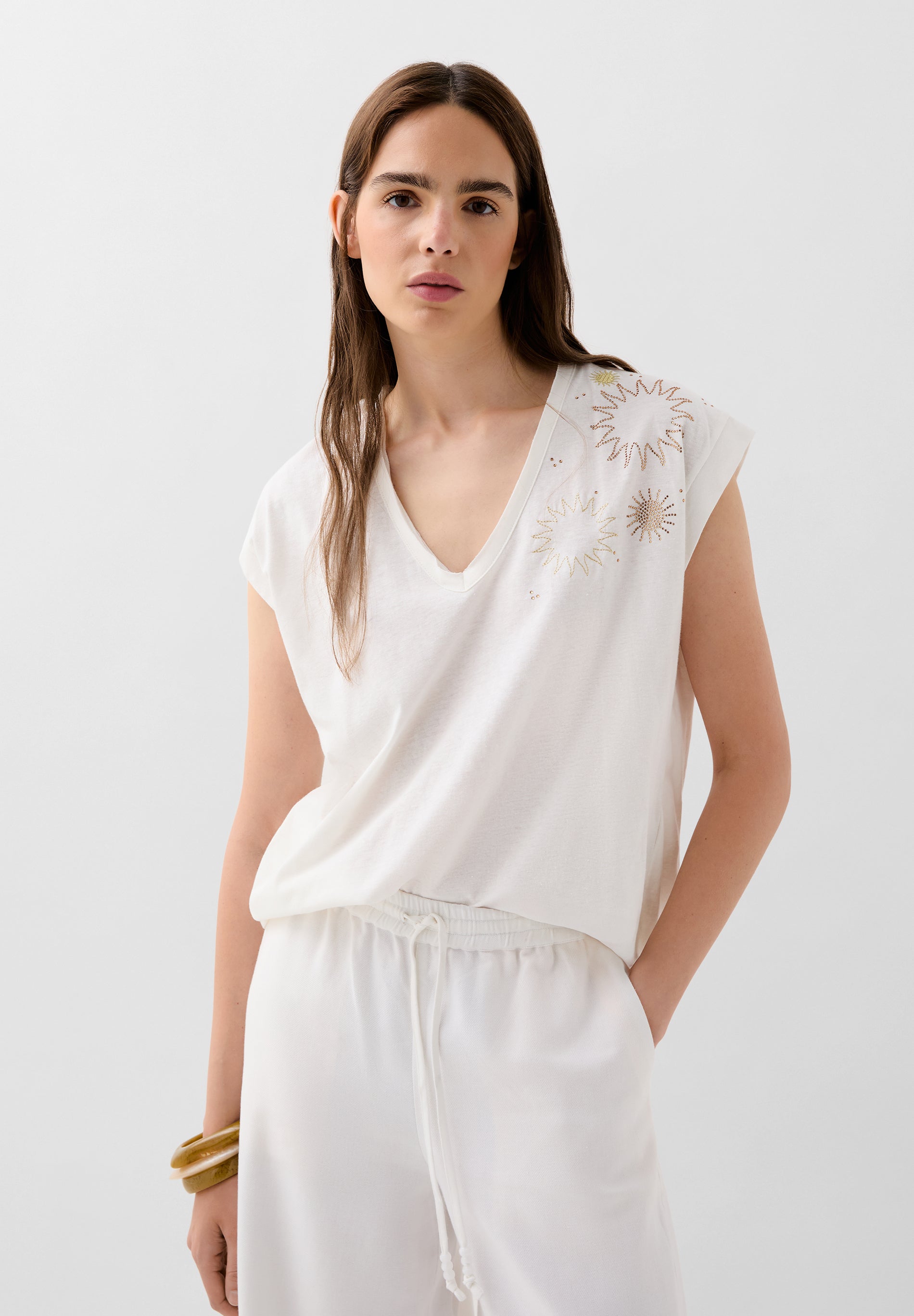 T-SHIRT WITH RHINESTONE SUN DETAILS