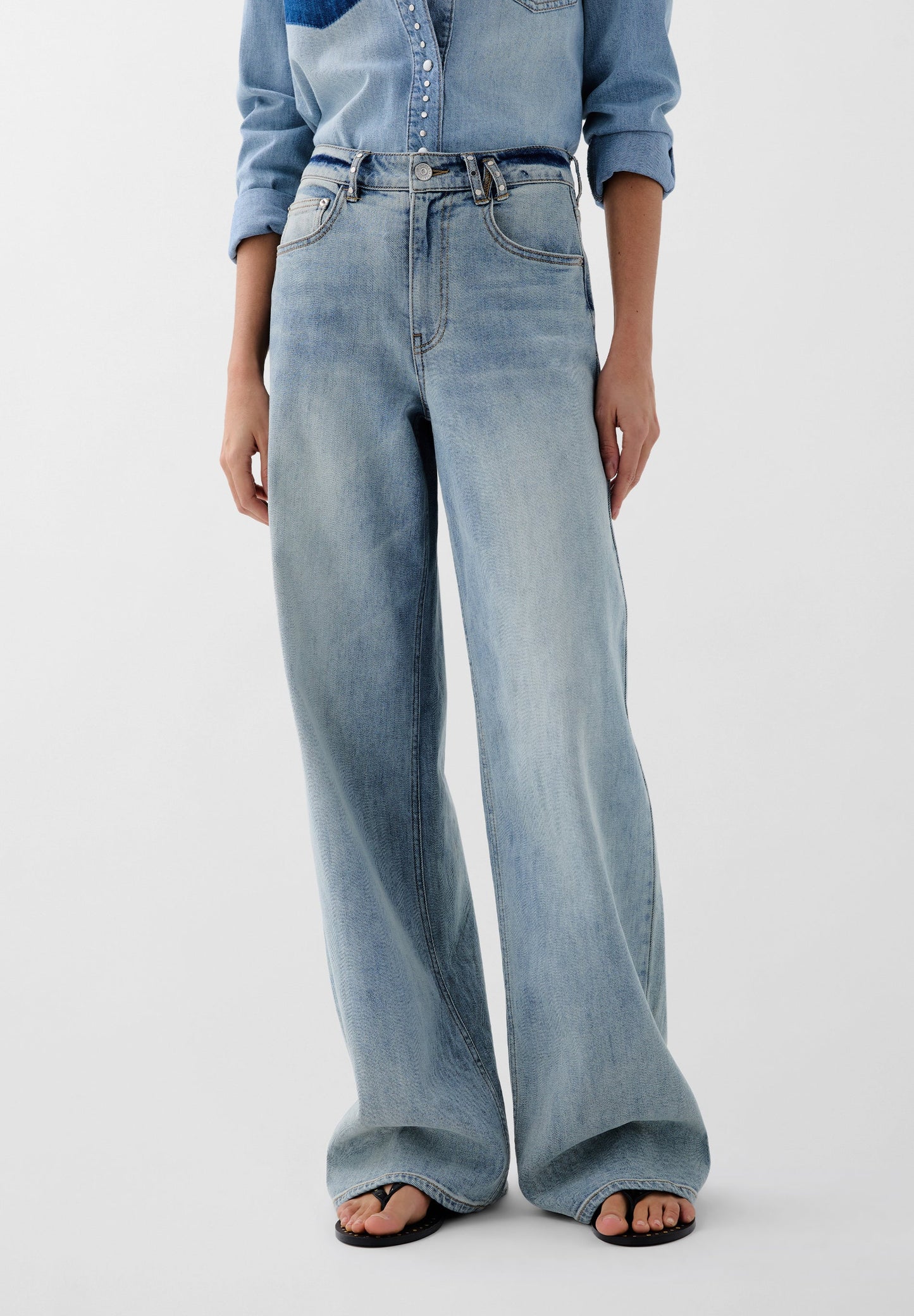 DENIM TROUSERS WITH RHINESTONE DETAIL