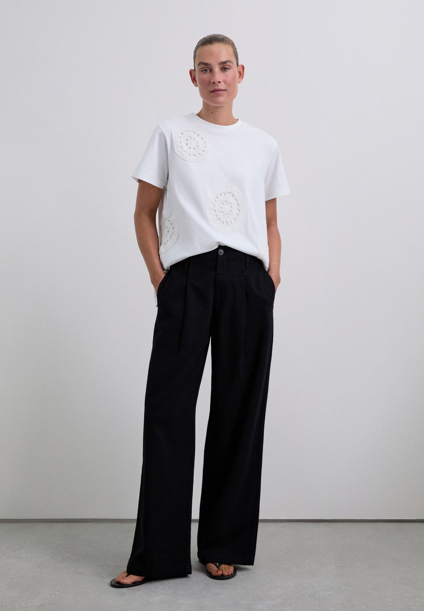 T-SHIRT WITH CROCHET DETAILS