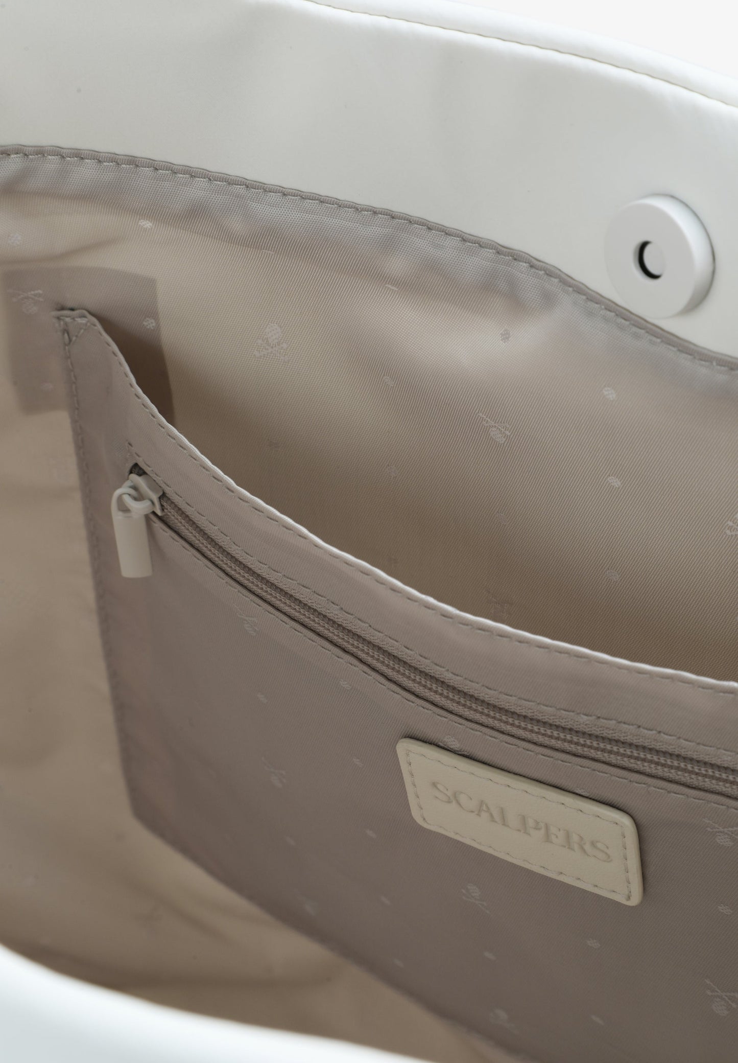 QUILTED TOTE BAG