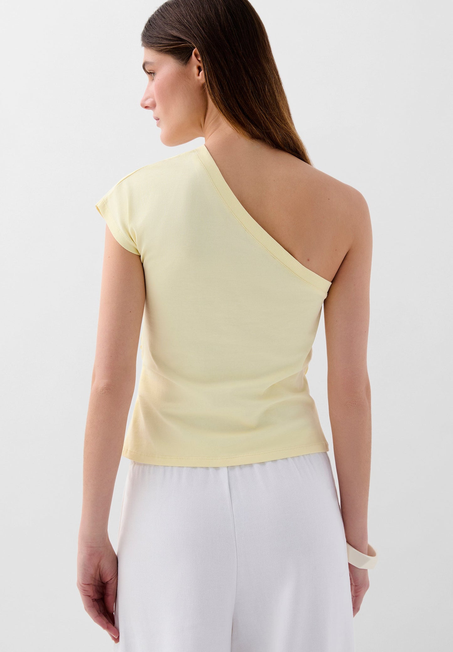 DRAPED ASYMMETRIC TOP