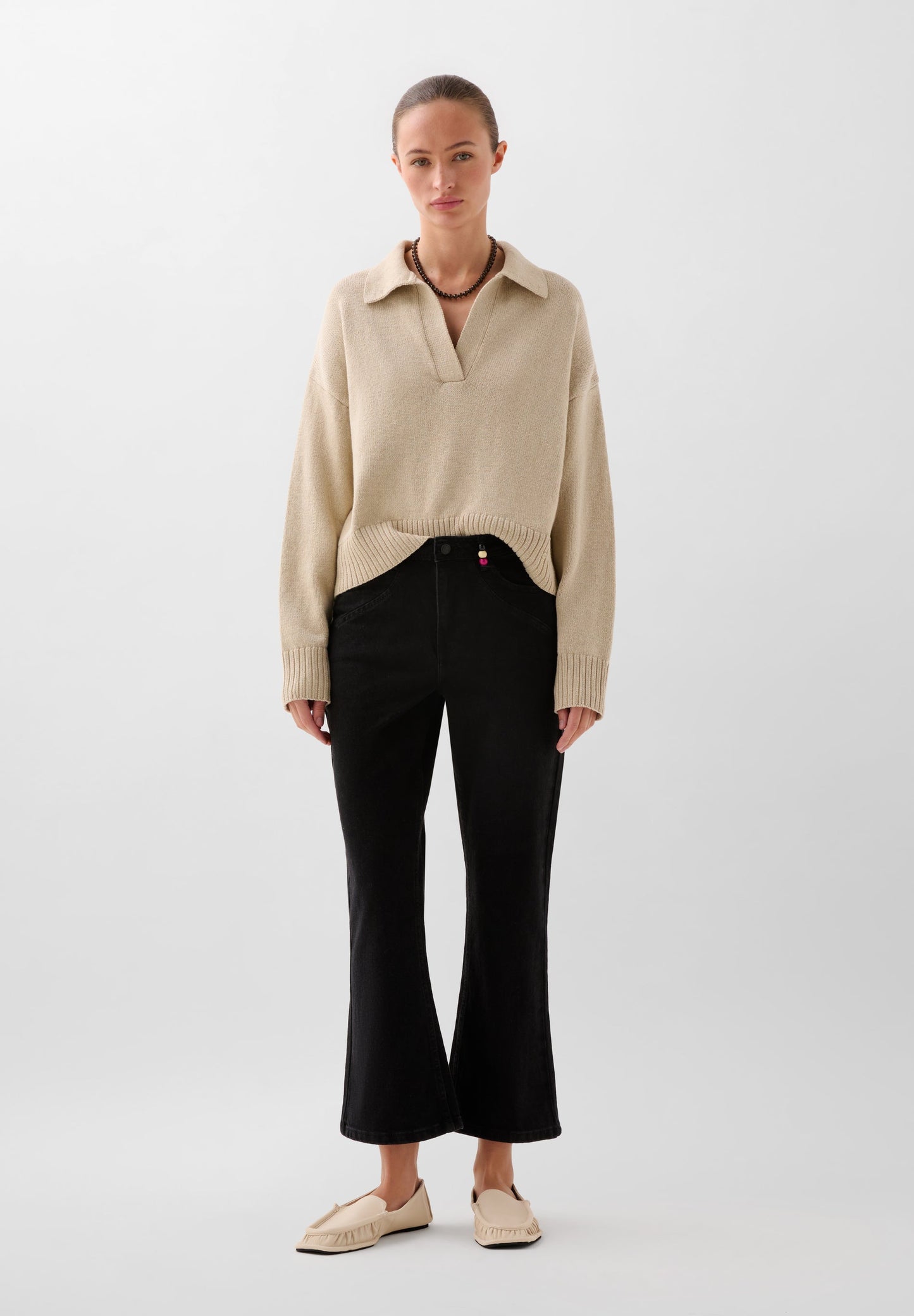 ANKLE FLARE JEANS WITH BEADS