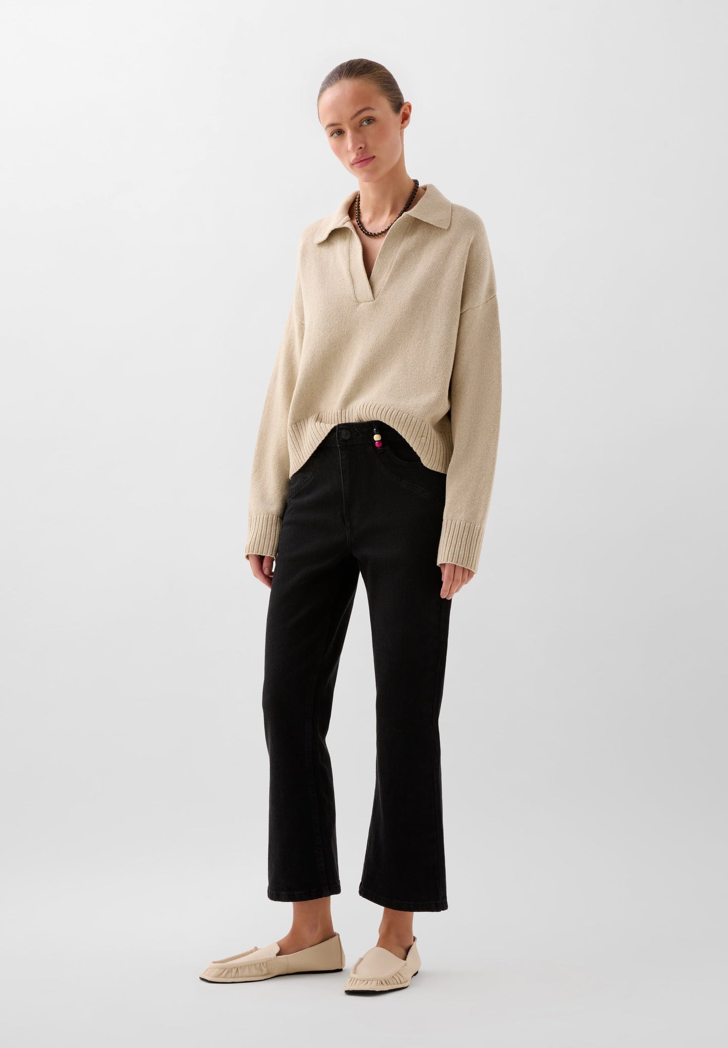 ANKLE FLARE JEANS WITH BEADS