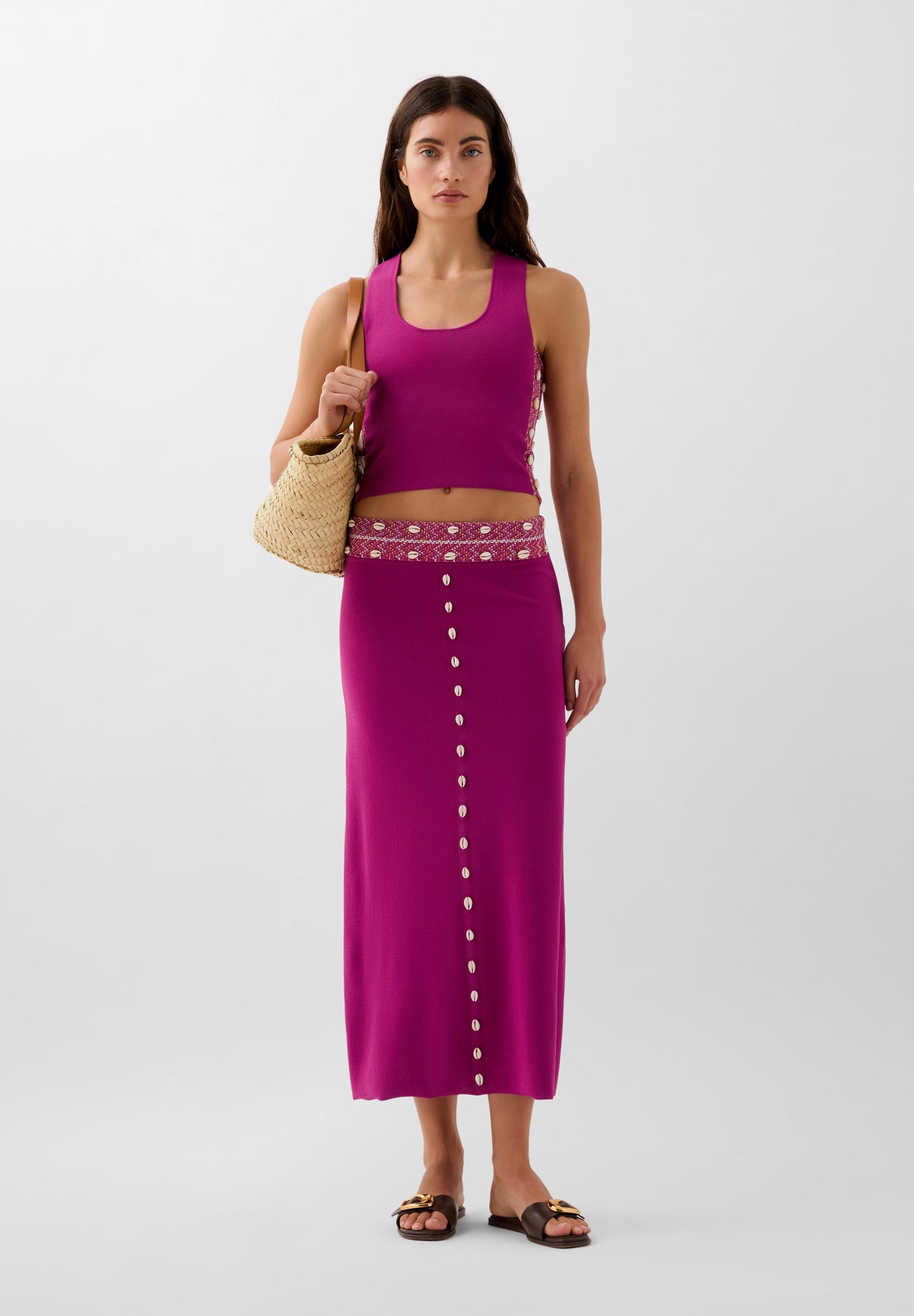 KNIT TOP WITH SHELL DETAILS