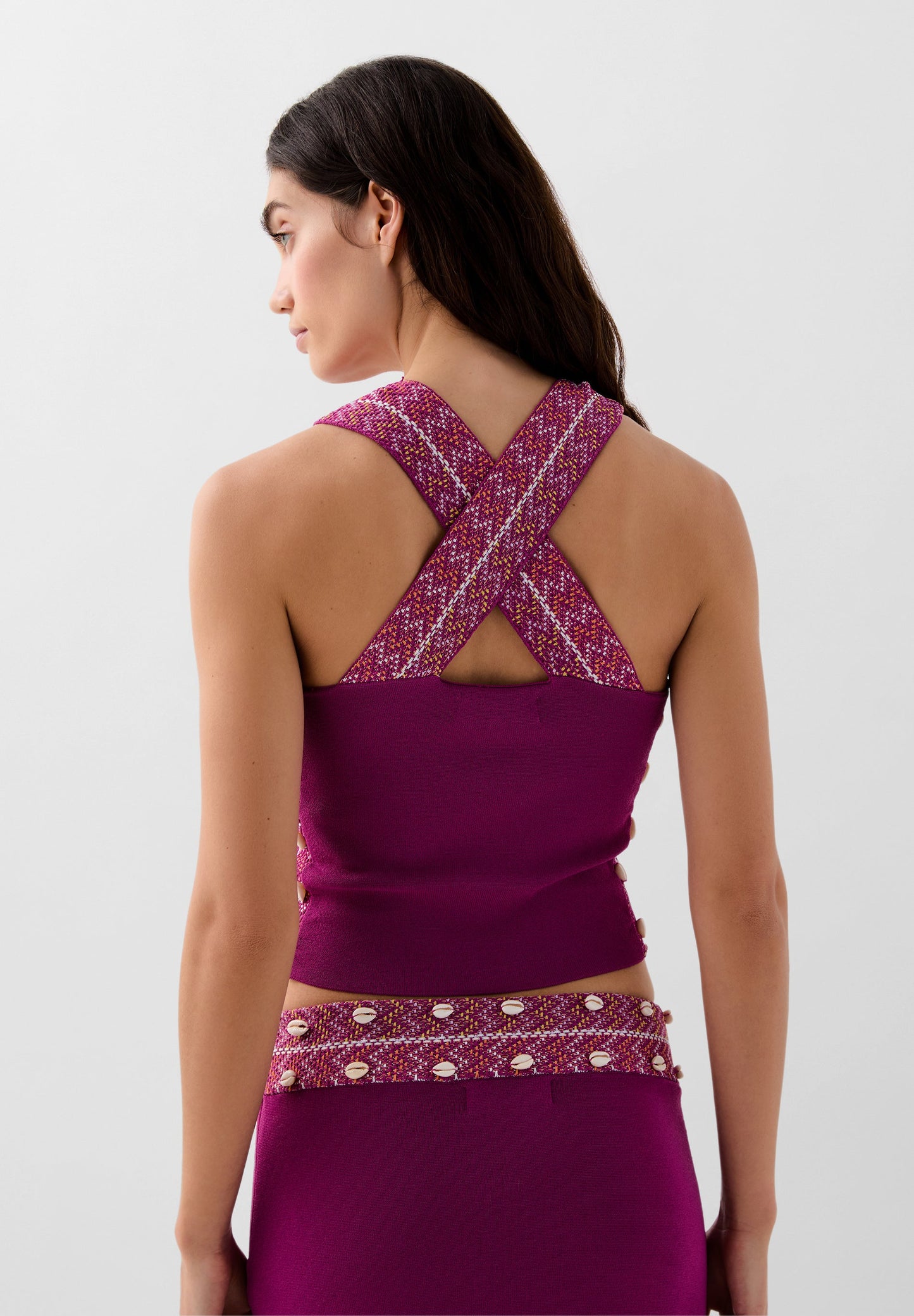KNIT TOP WITH SHELL DETAILS