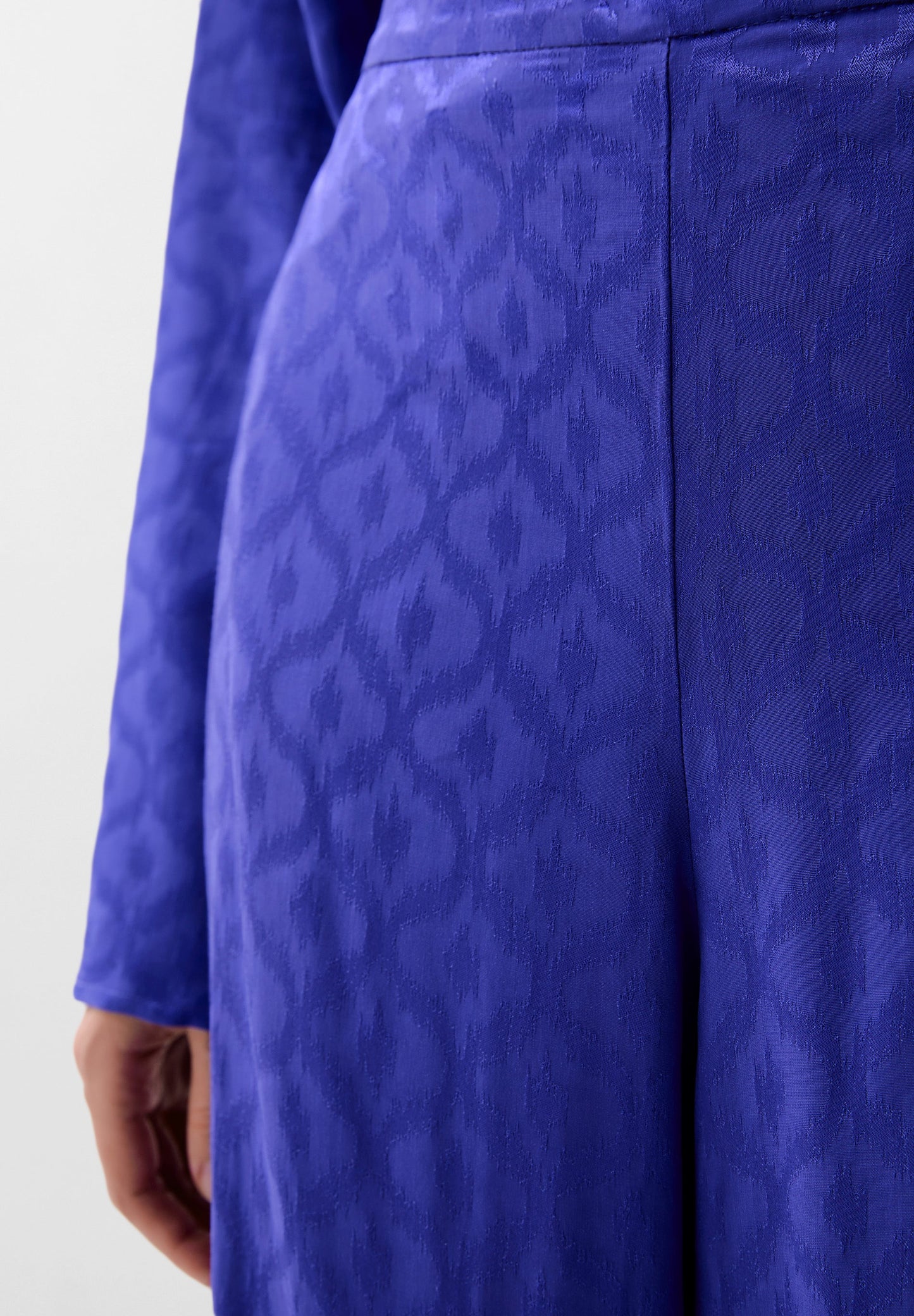 WIDE LEG FLOWING TROUSERS