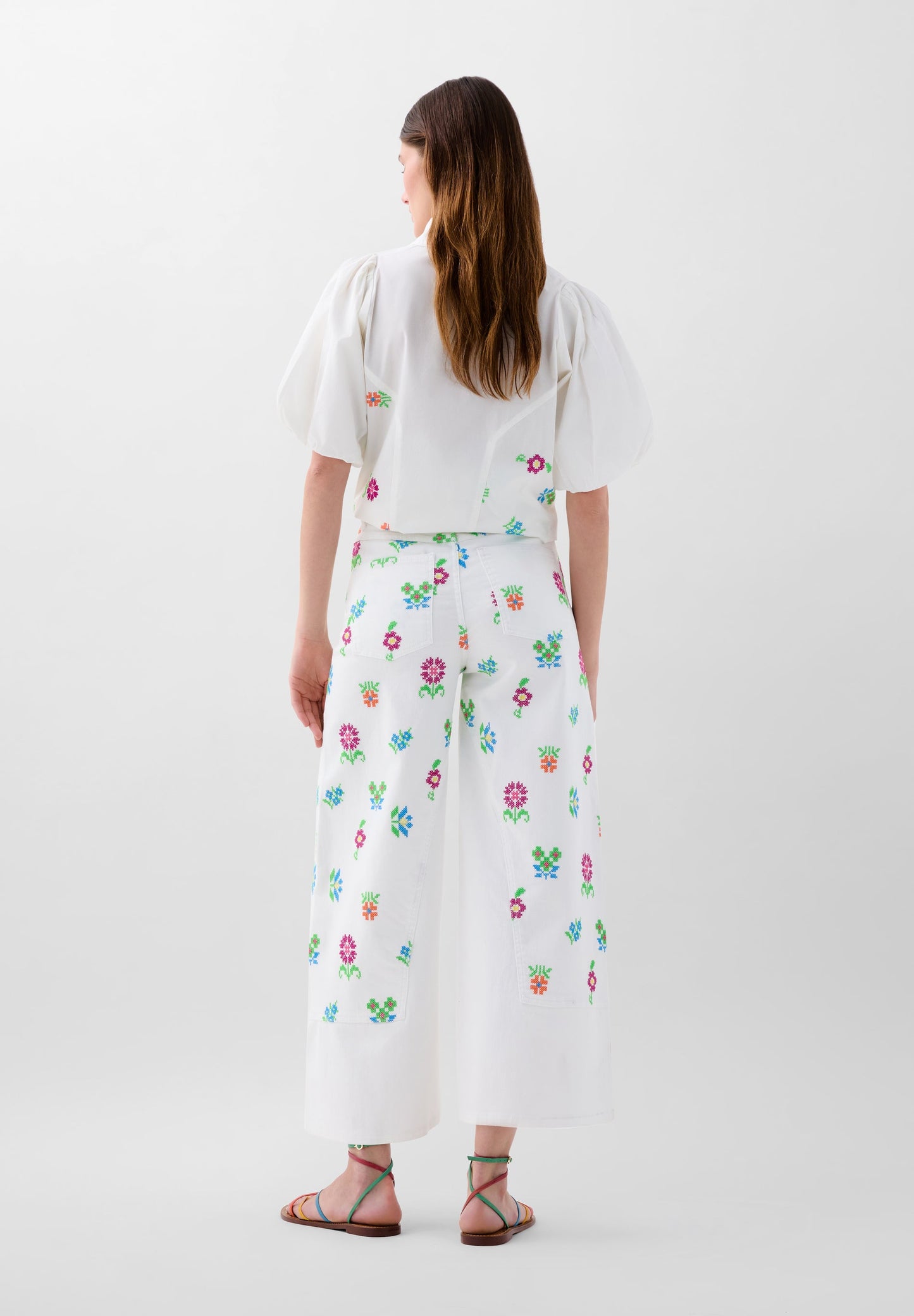 CULOTTE JEANS WITH EMBROIDERED FLOWERS