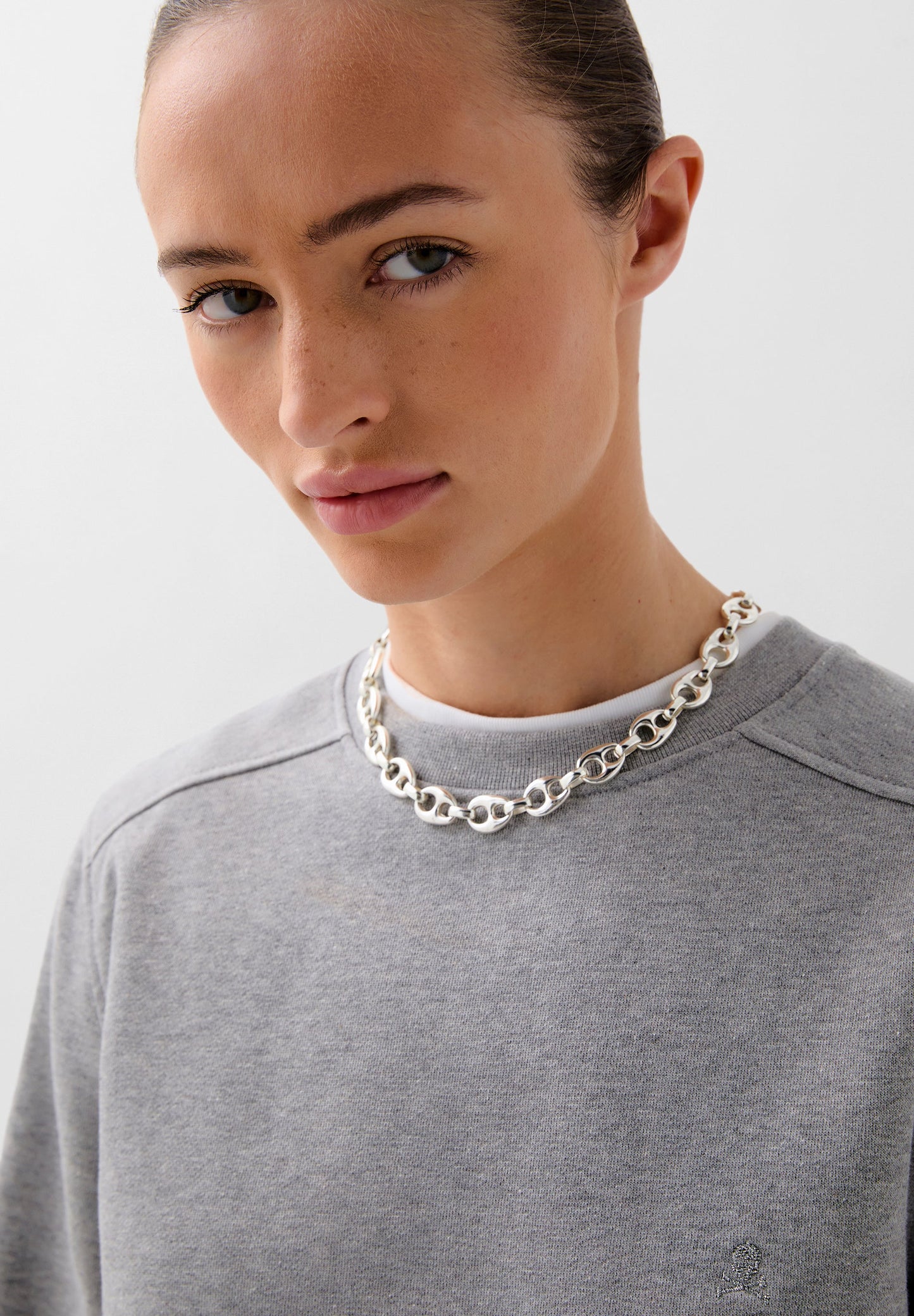 BASIC SKULL SWEATSHIRT