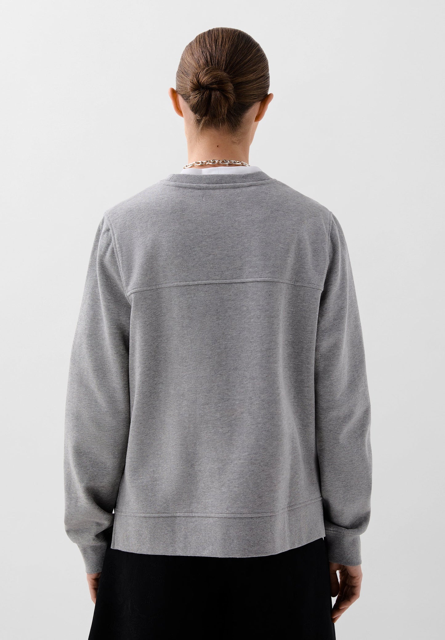 BASIC SKULL SWEATSHIRT