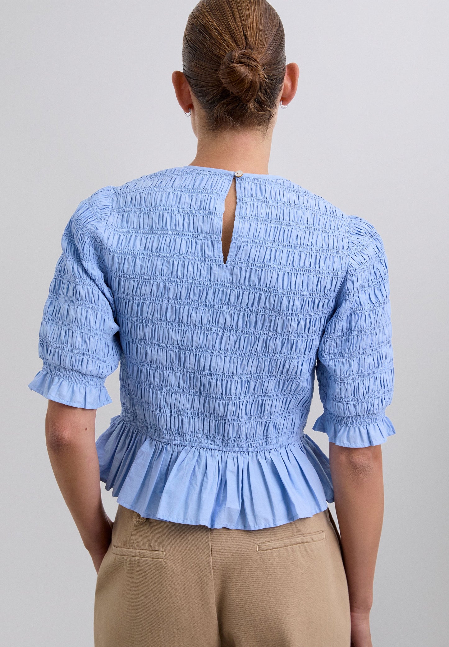 TOP FRUNCIDO MANGA CORTA - Scalpers