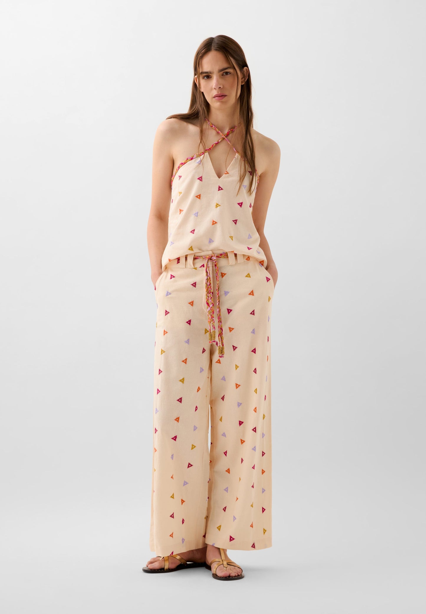 SC EMB TRIANGLE TOP