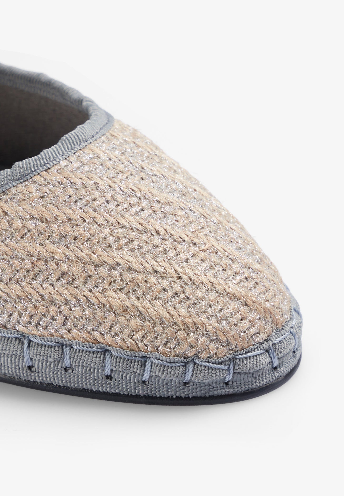 RUSTIC FABRIC SLIPPERS