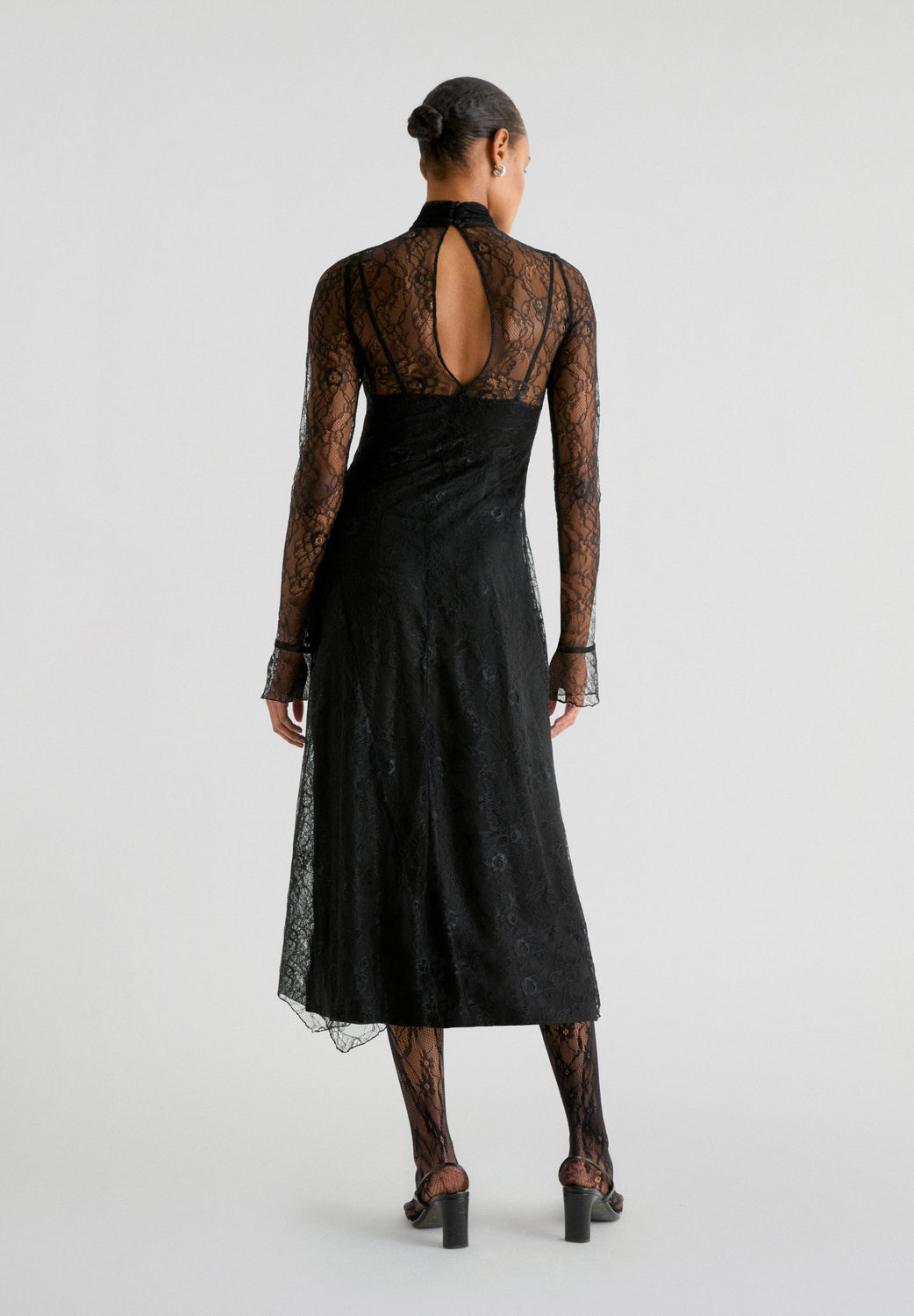 VESTIDO MIDI ENCAJE - Scalpers