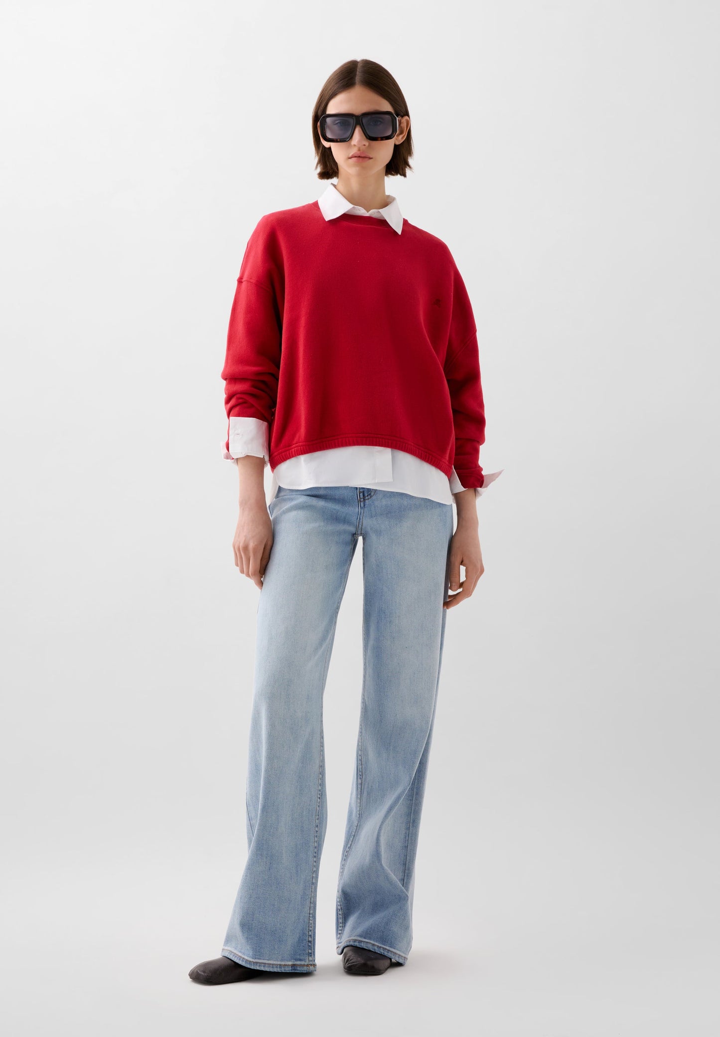 SWEATSHIRT WITH EMBROIDERED SKULL