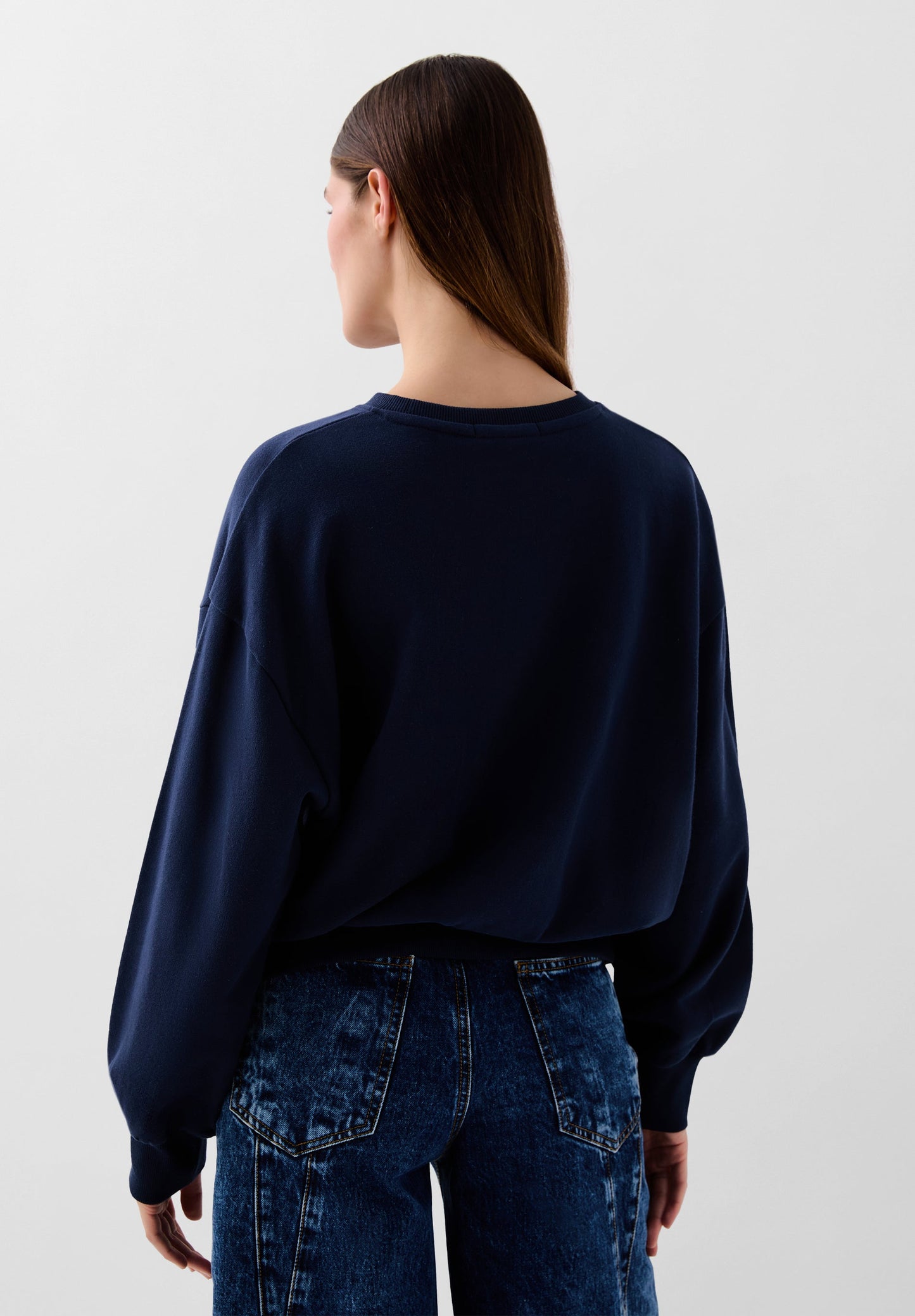 CONTRAST LOGO SWEATSHIRT