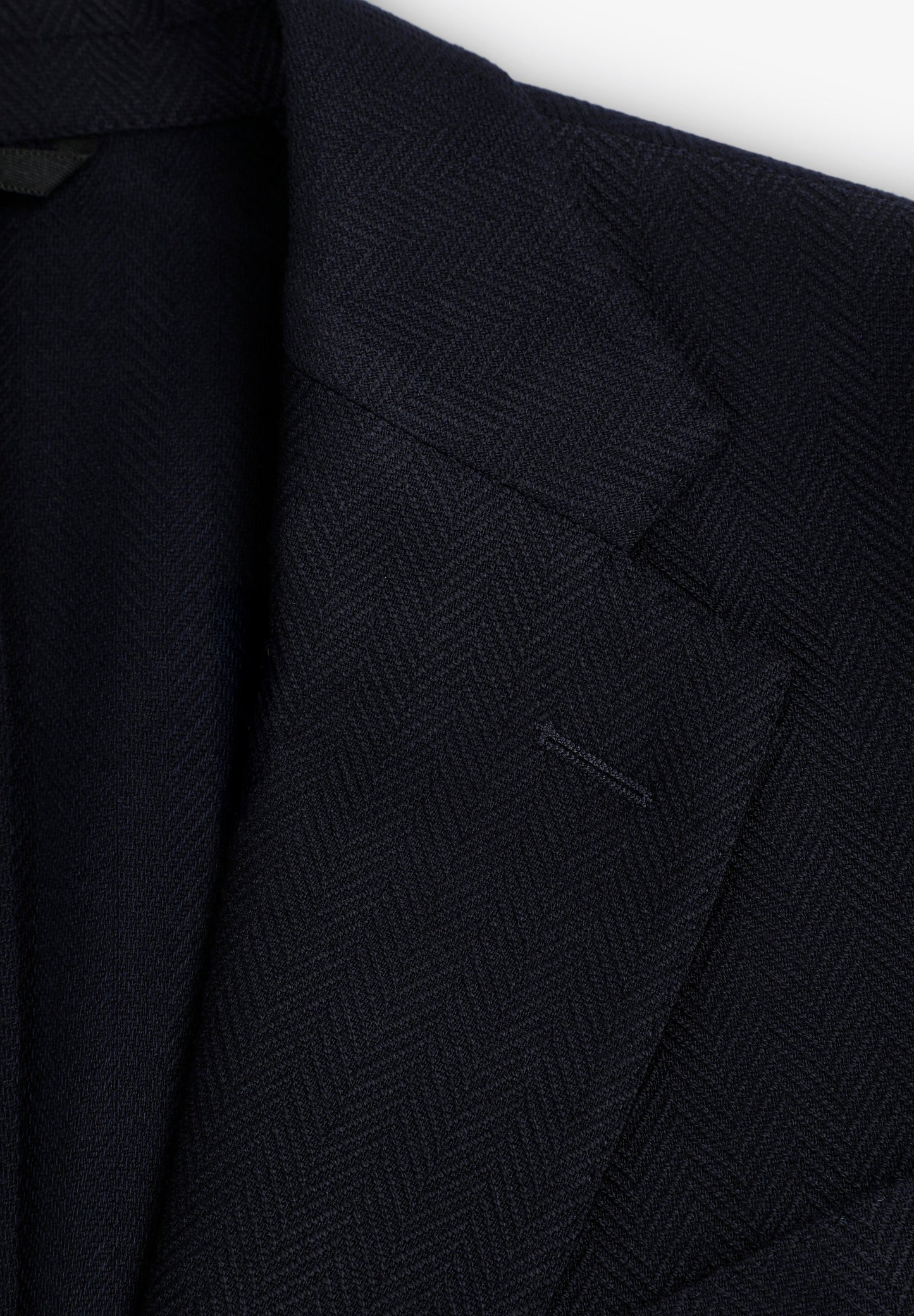 PLAIN-COLOURED WOOL BLAZER