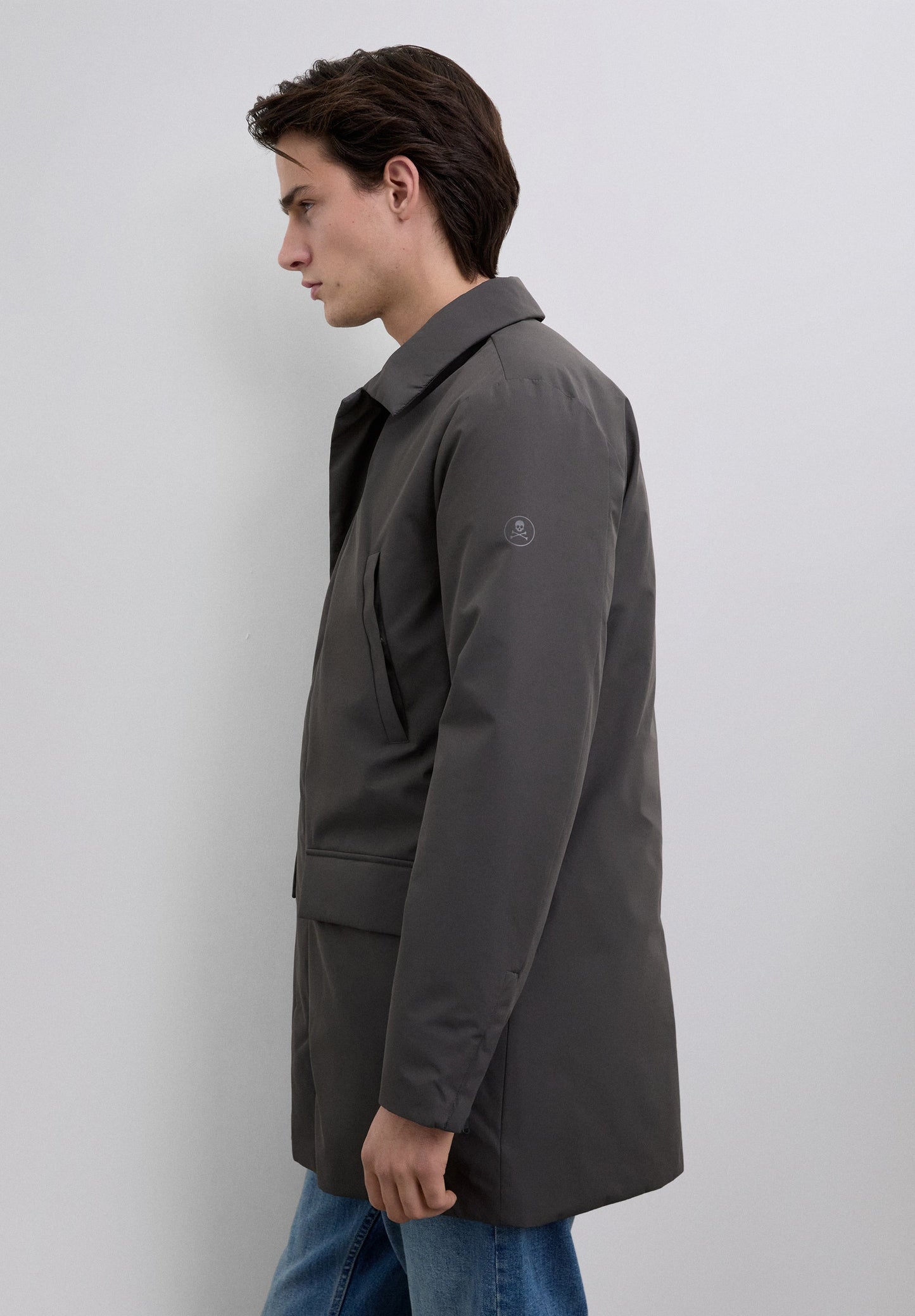 HOODED TECHNICAL PARKA WITH POCKETS