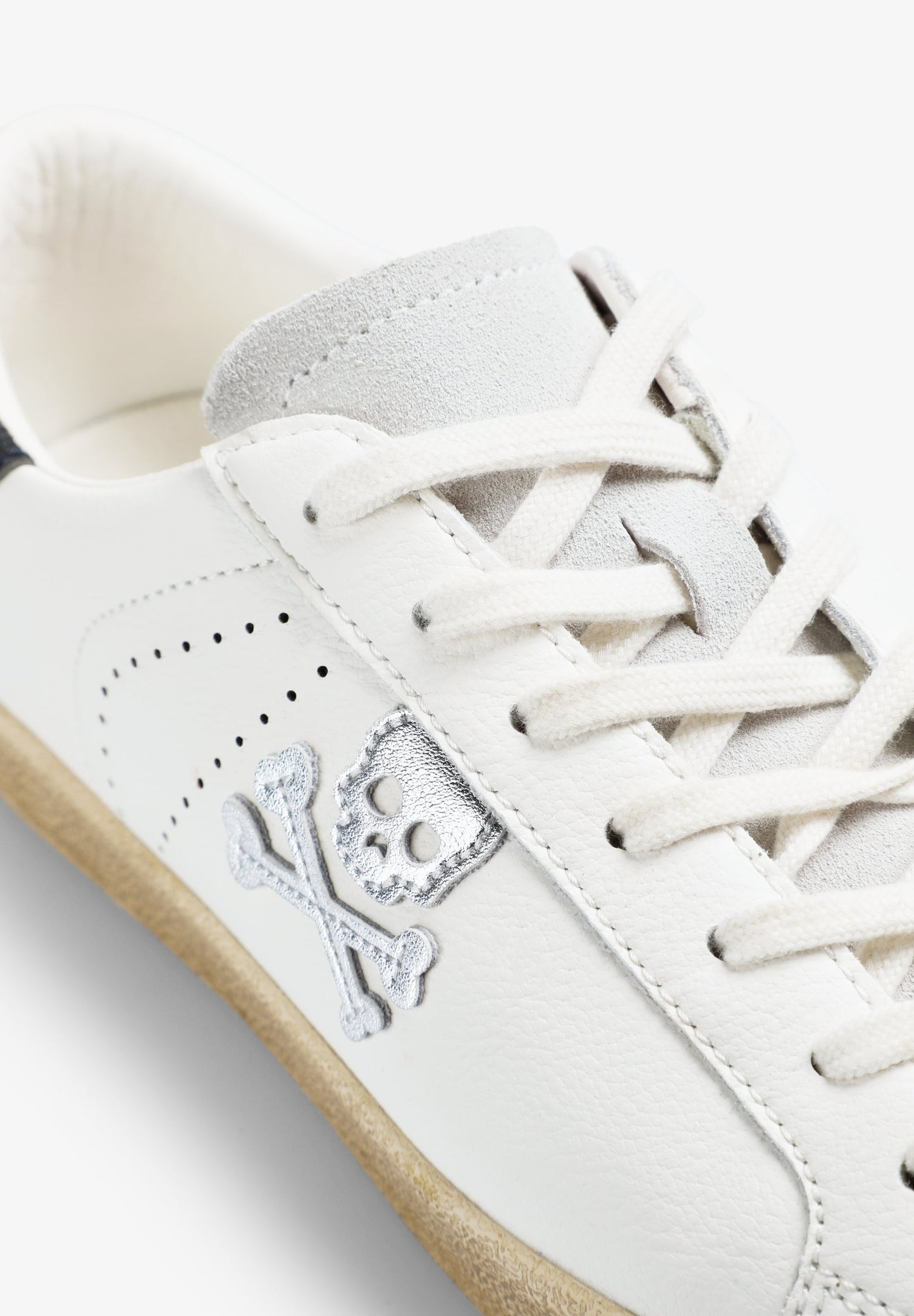 LOW-TOP GLITTER SKULL SNEAKERS