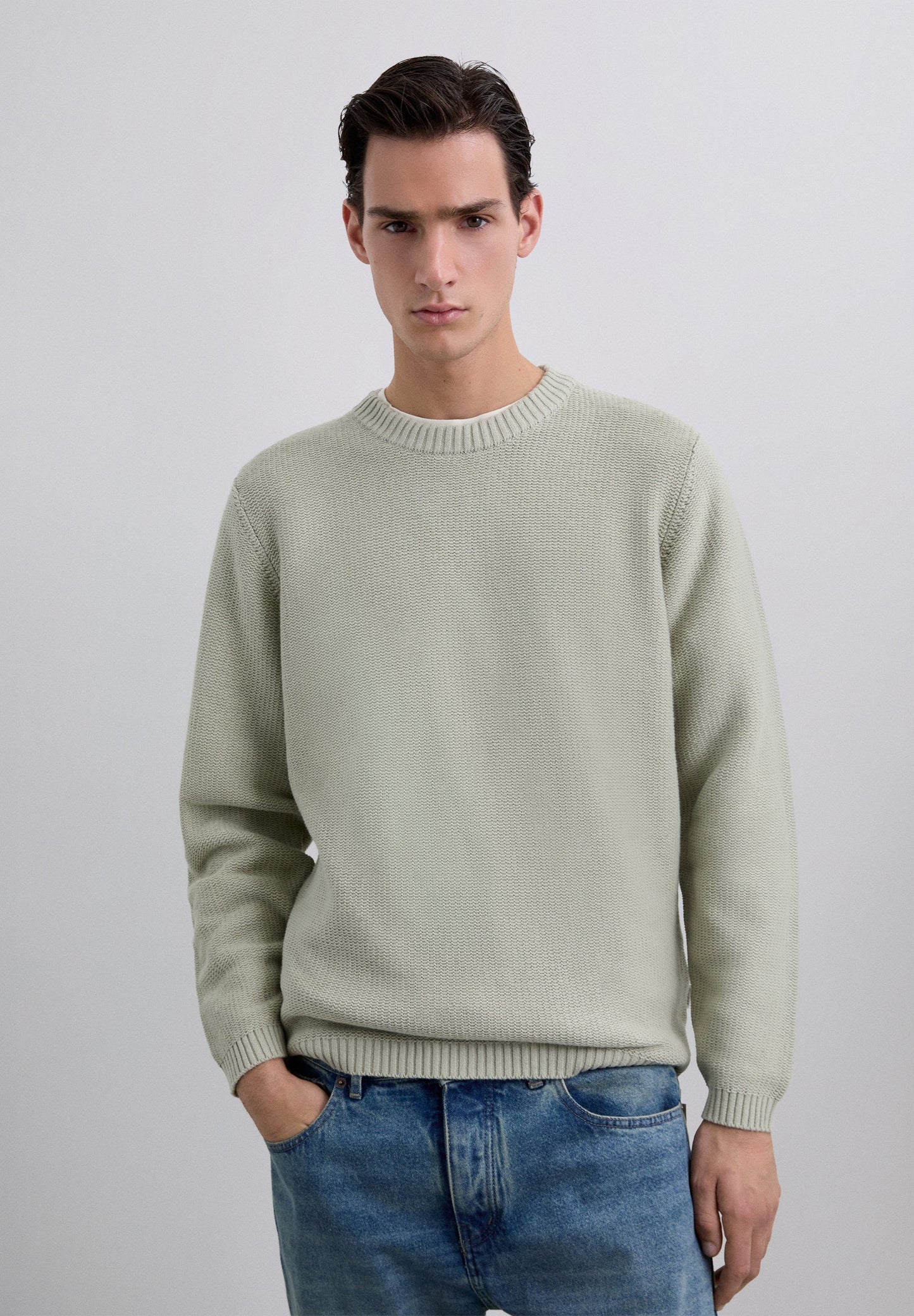 TEXTURED KNIT SWEATER
