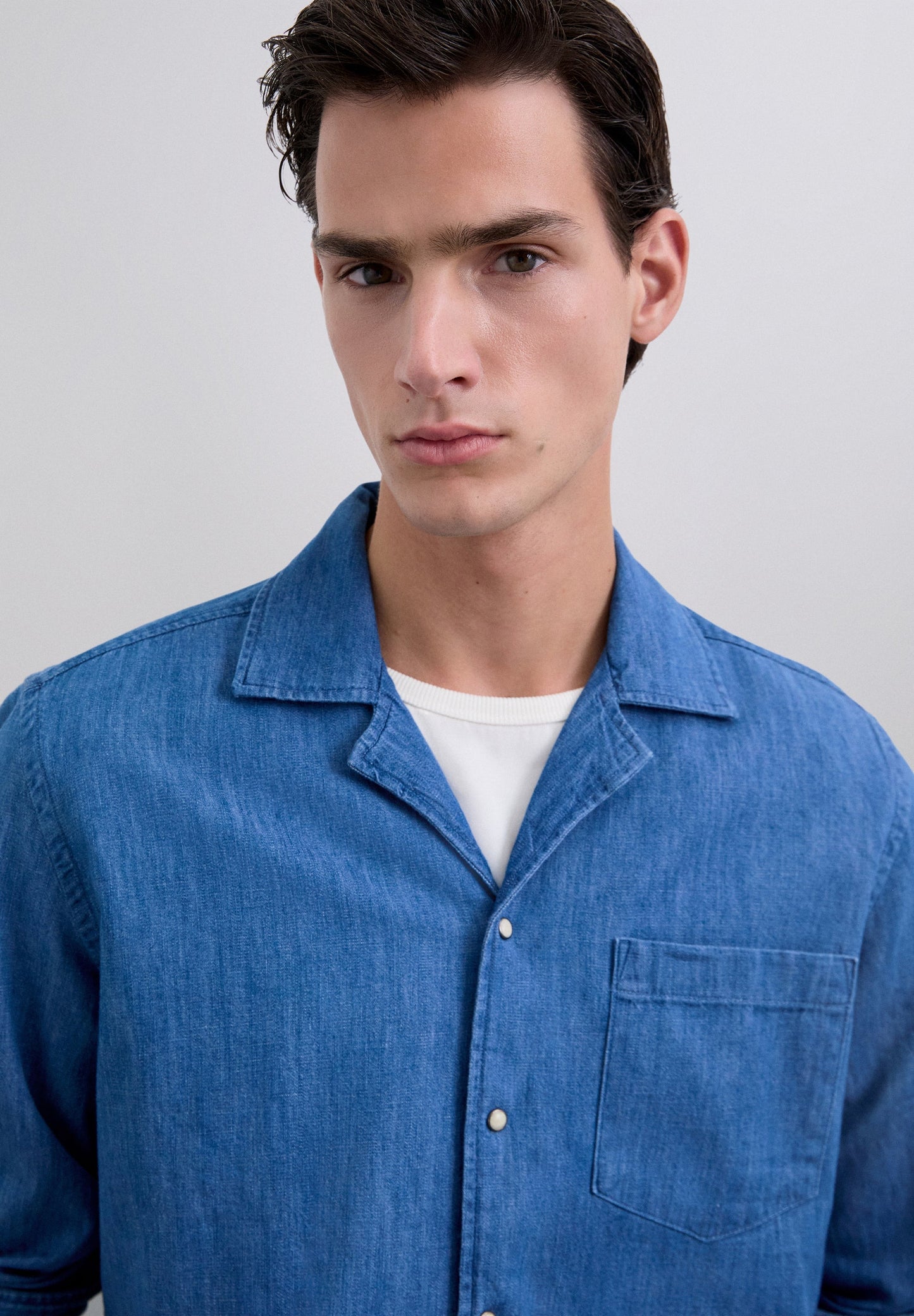 RELAXED DENIM RESORT SHIRT