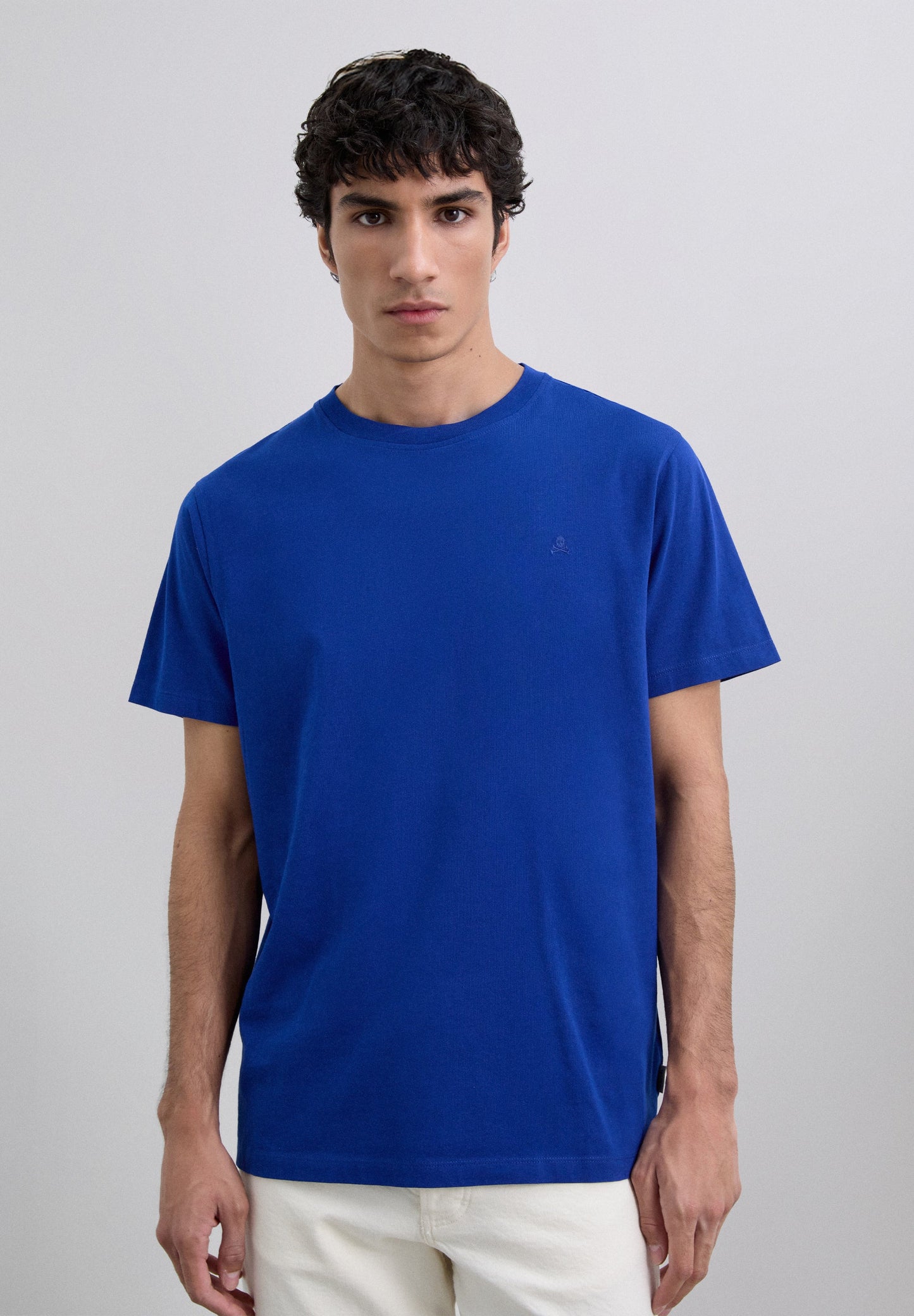 EMBROIDERED SKULL T-SHIRT