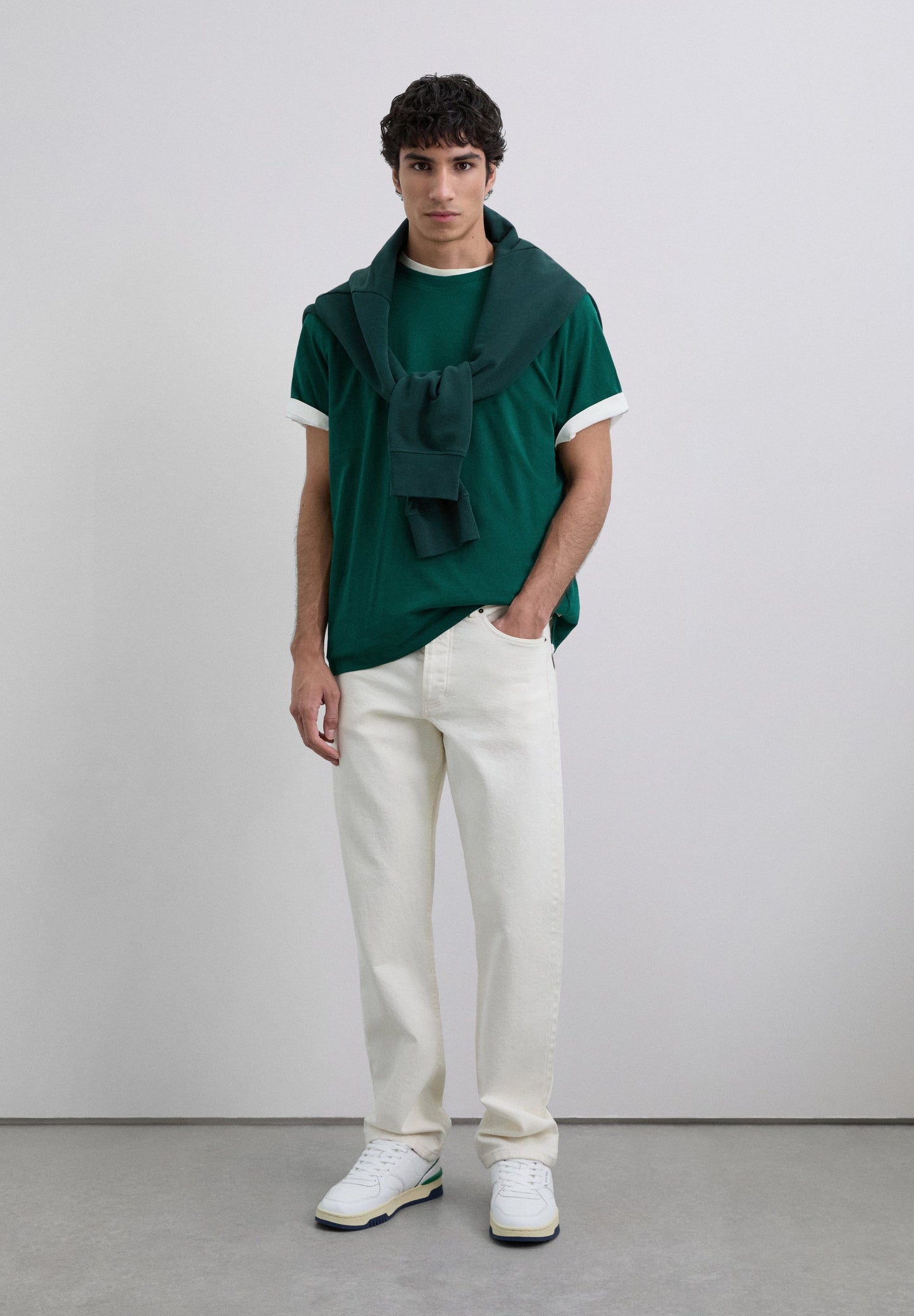 EMBROIDERED SKULL T-SHIRT