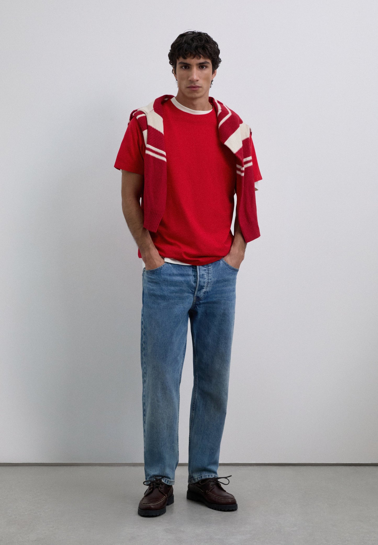 EMBROIDERED SKULL T-SHIRT