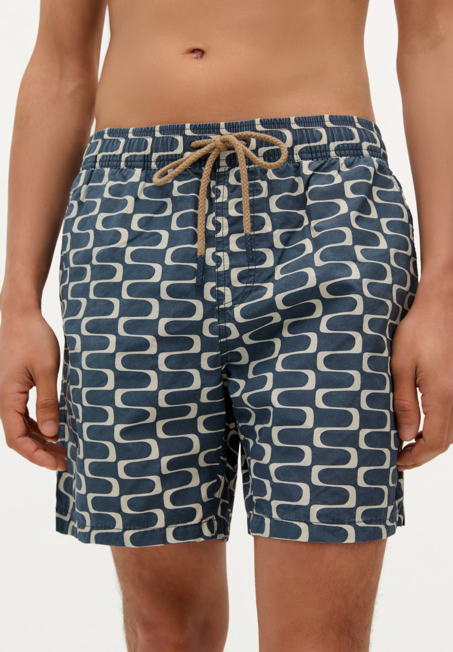 WAVED PRINT SWIMMING TRUNKS