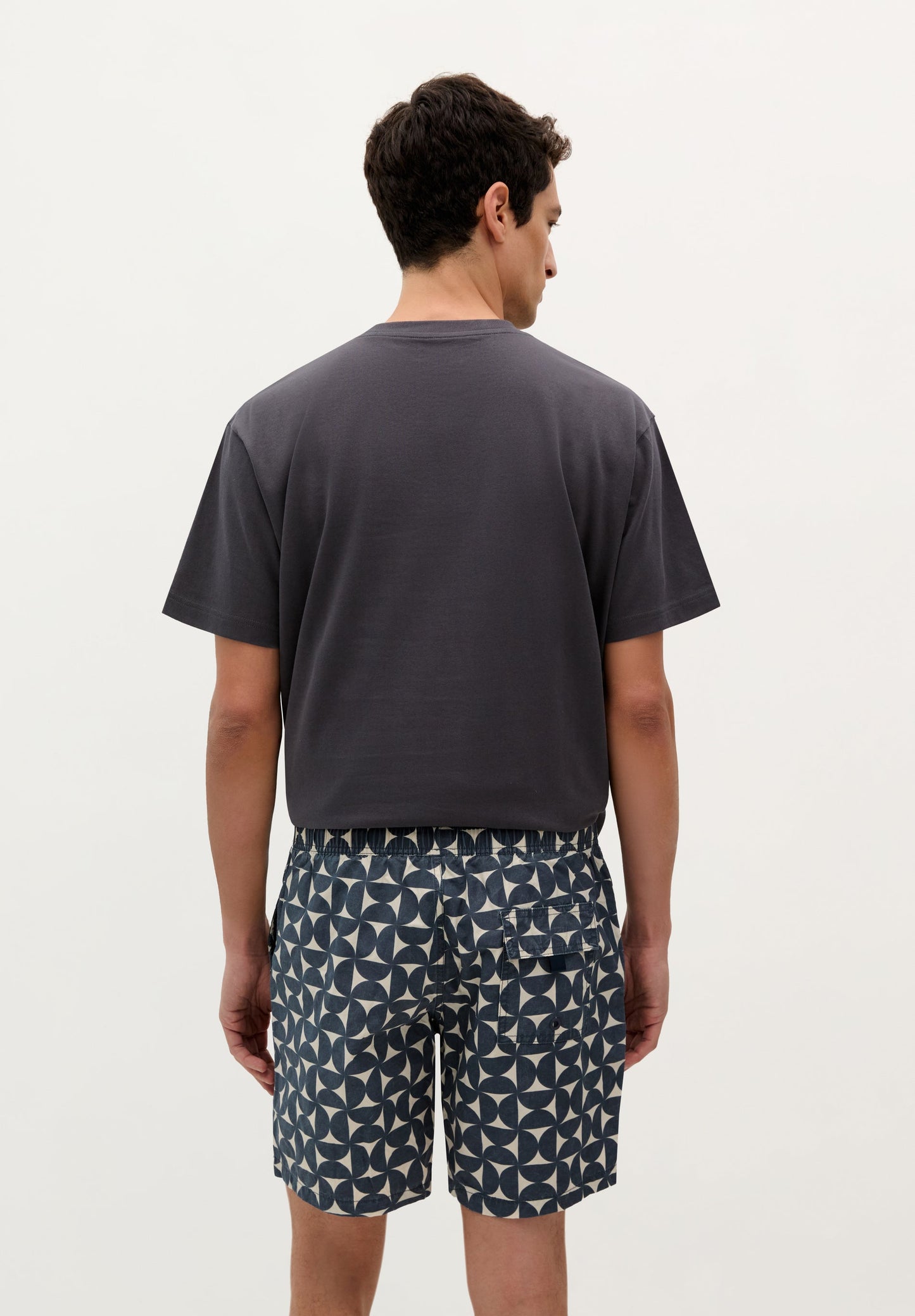 GEOMETRIC PRINT SWIMMING TRUNKS