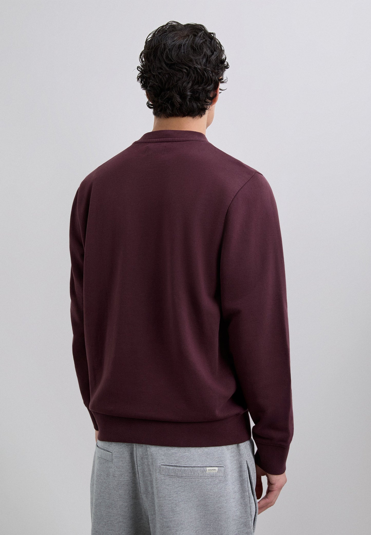 SWEATSHIRT WITH EMBROIDERED SKULL