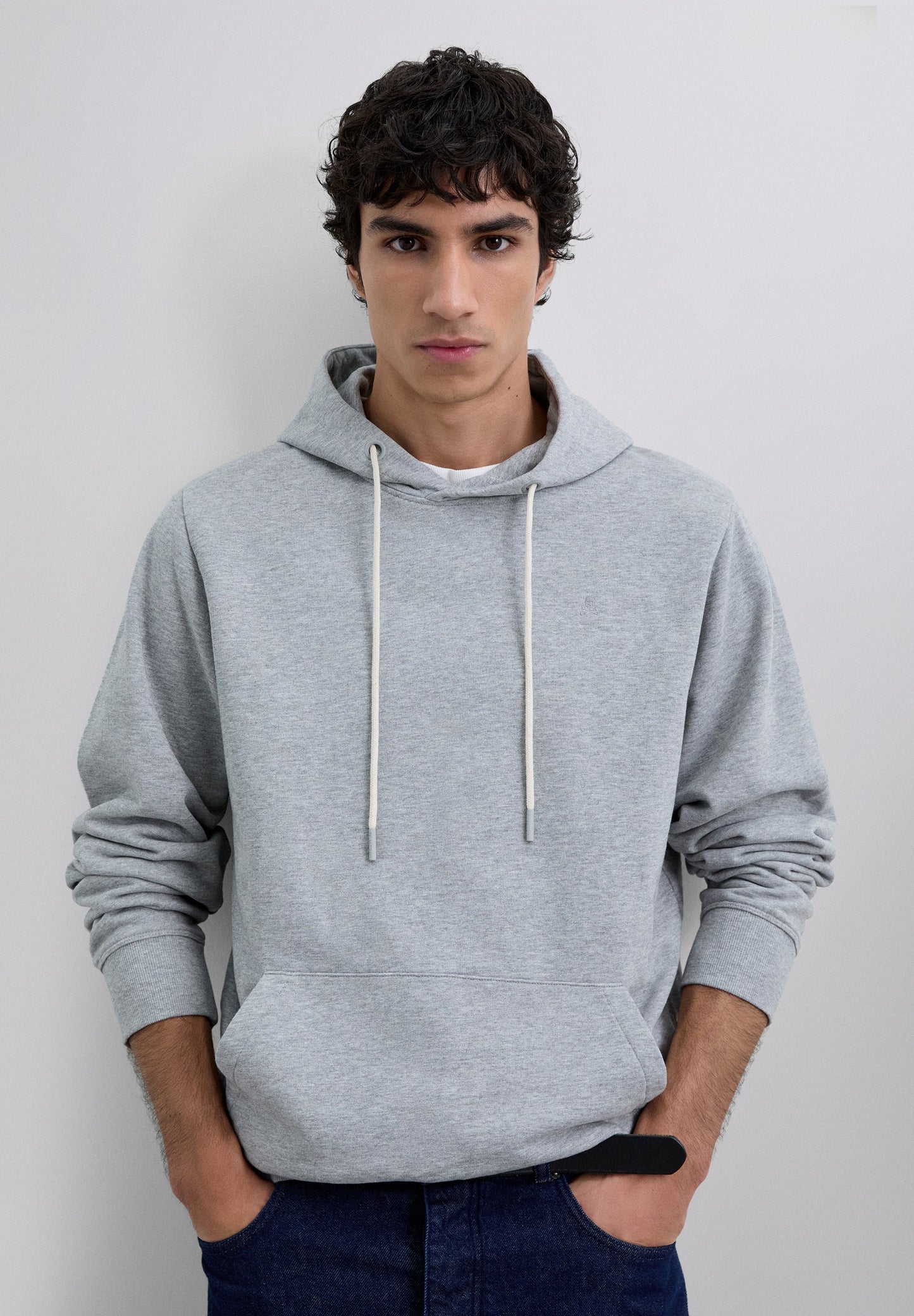 ADJUSTABLE HOODIE