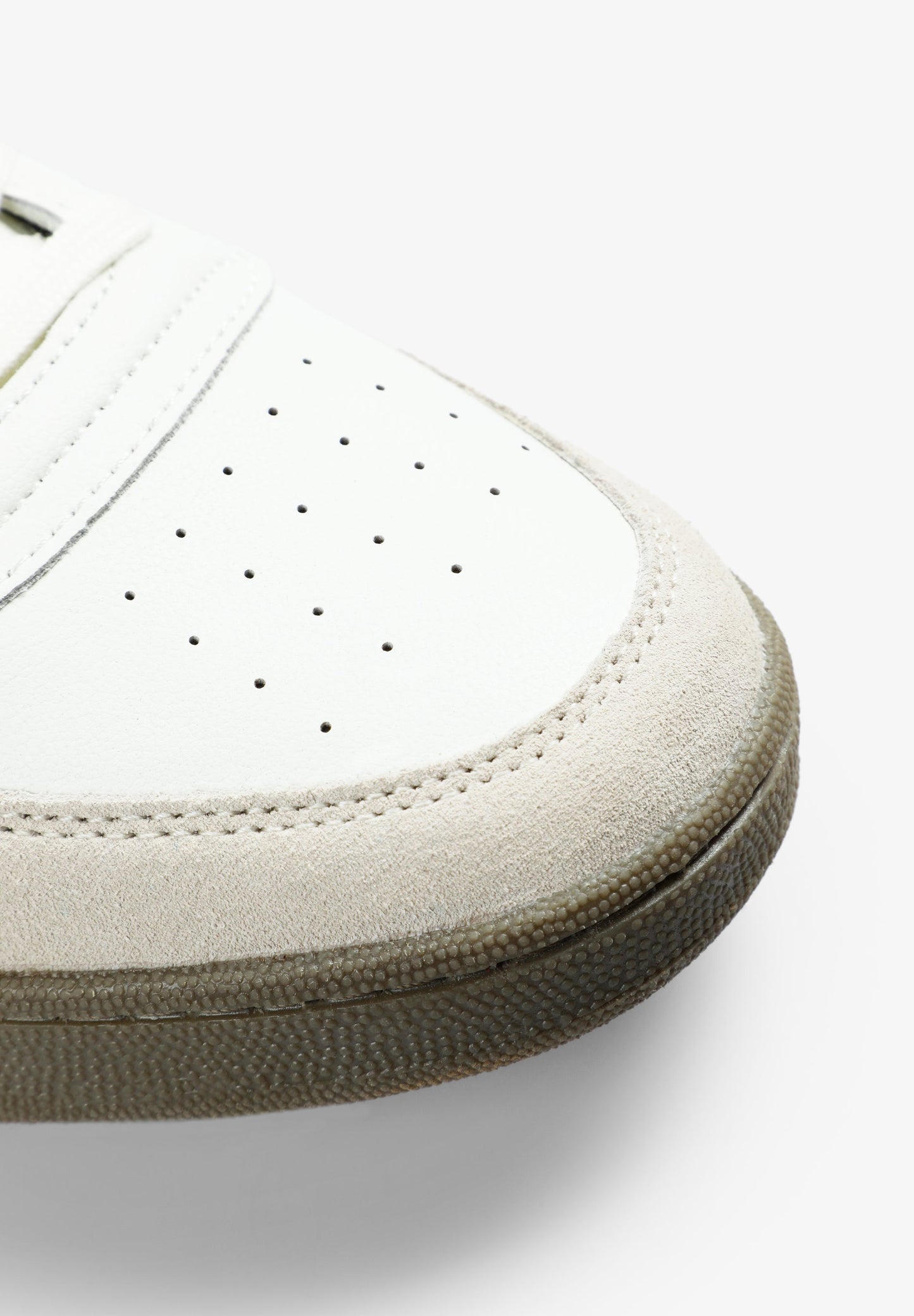 LEATHER SKULL SNEAKERS