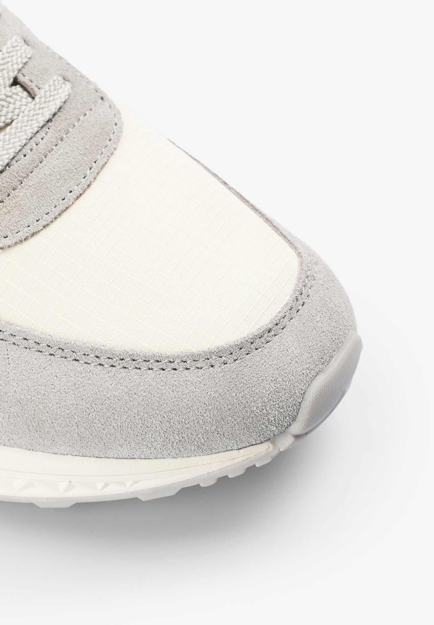 SUEDE SNEAKERS WITH SKULL