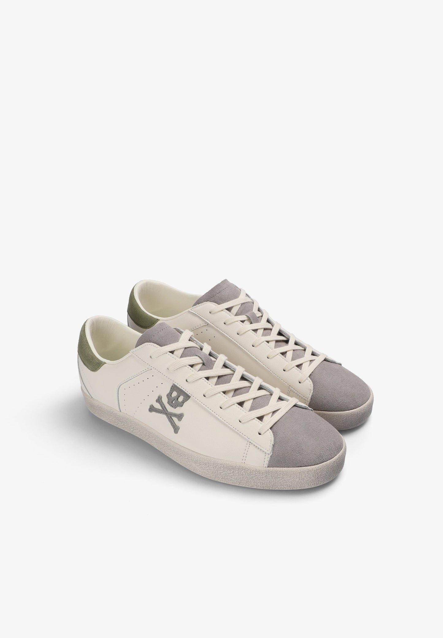 LEATHER SKULL SNEAKERS