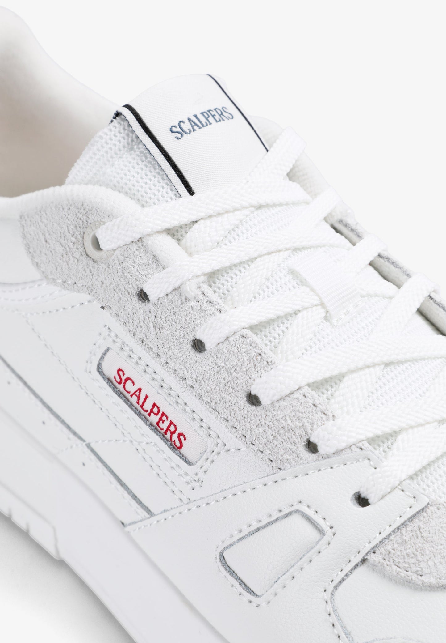 LEATHER SKULL SNEAKERS