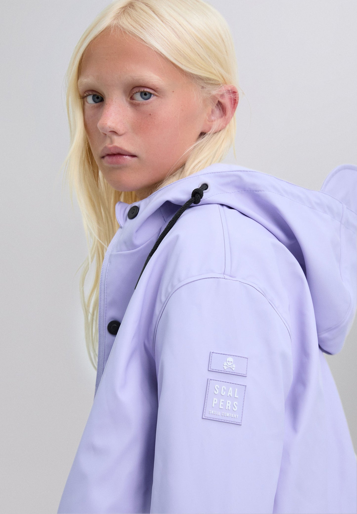 WATERPROOF JACKET