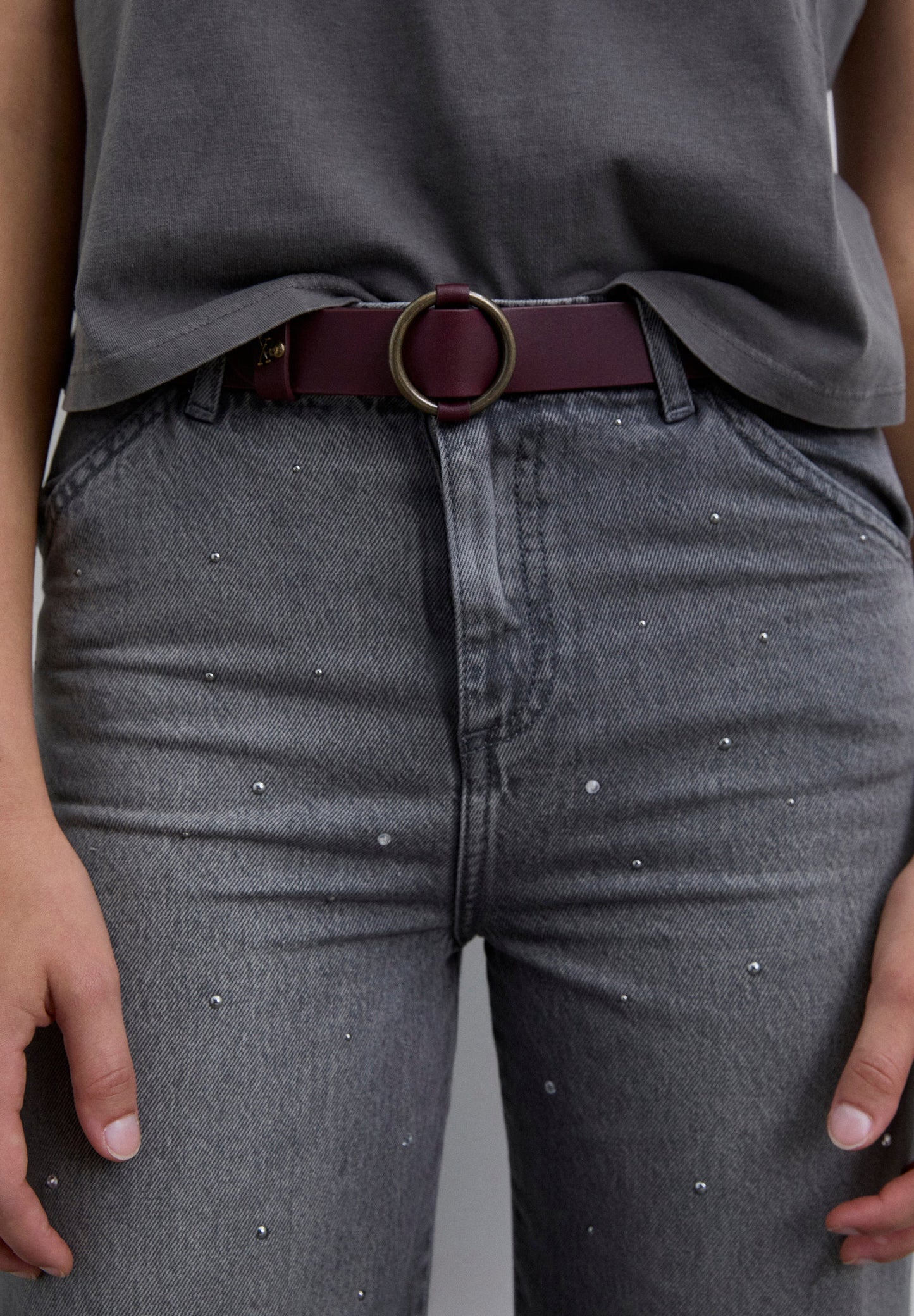 LEATHER LOAFERS WITH APRON