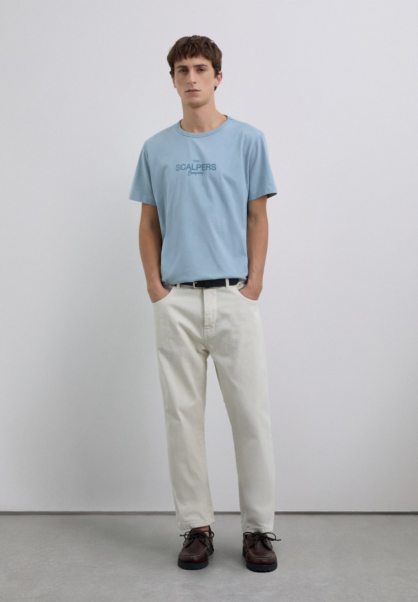 T-SHIRT WITH FRONT LOGO