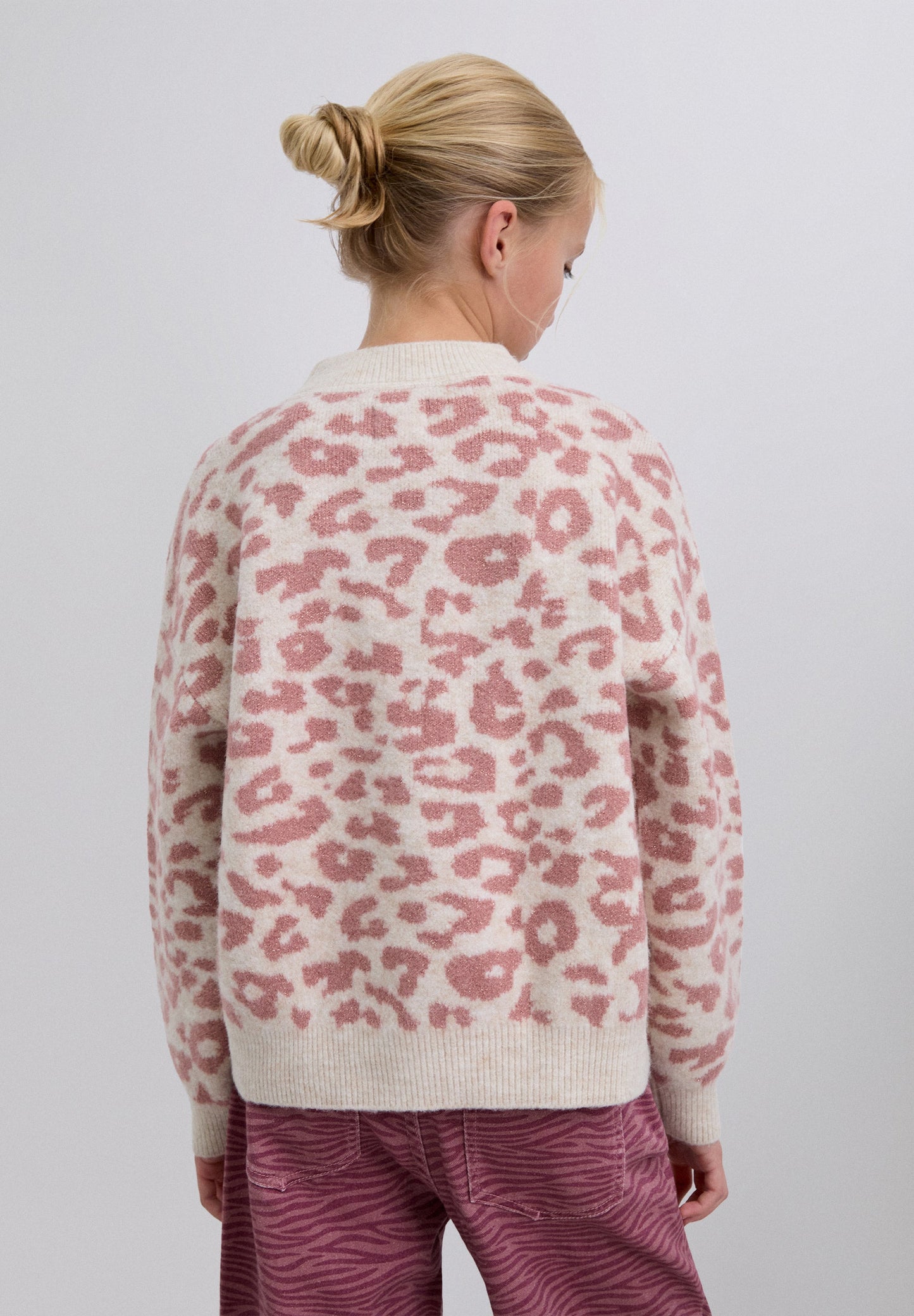 ANIMAL PRINT KNIT SWEATER