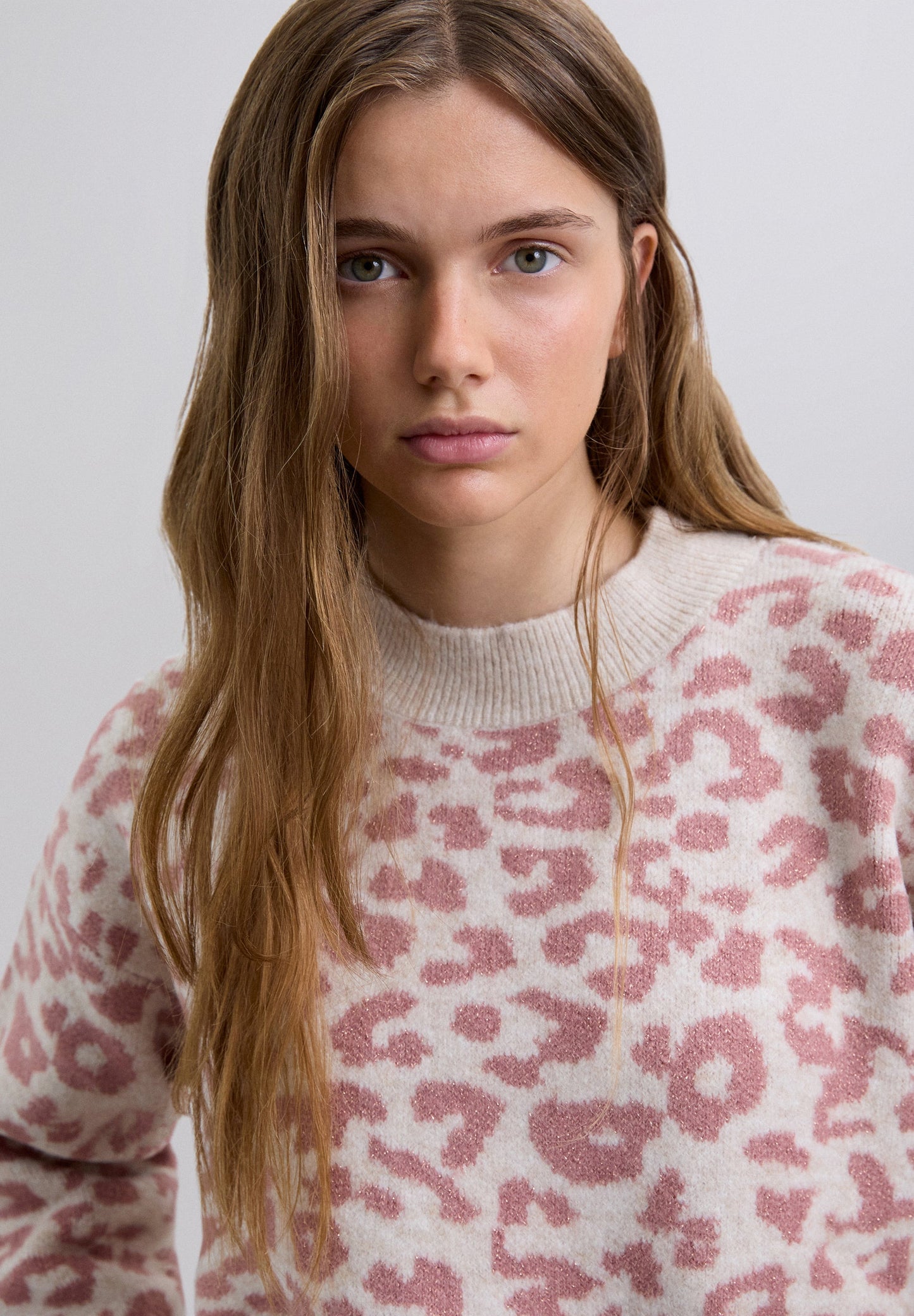 ANIMAL PRINT KNIT SWEATER