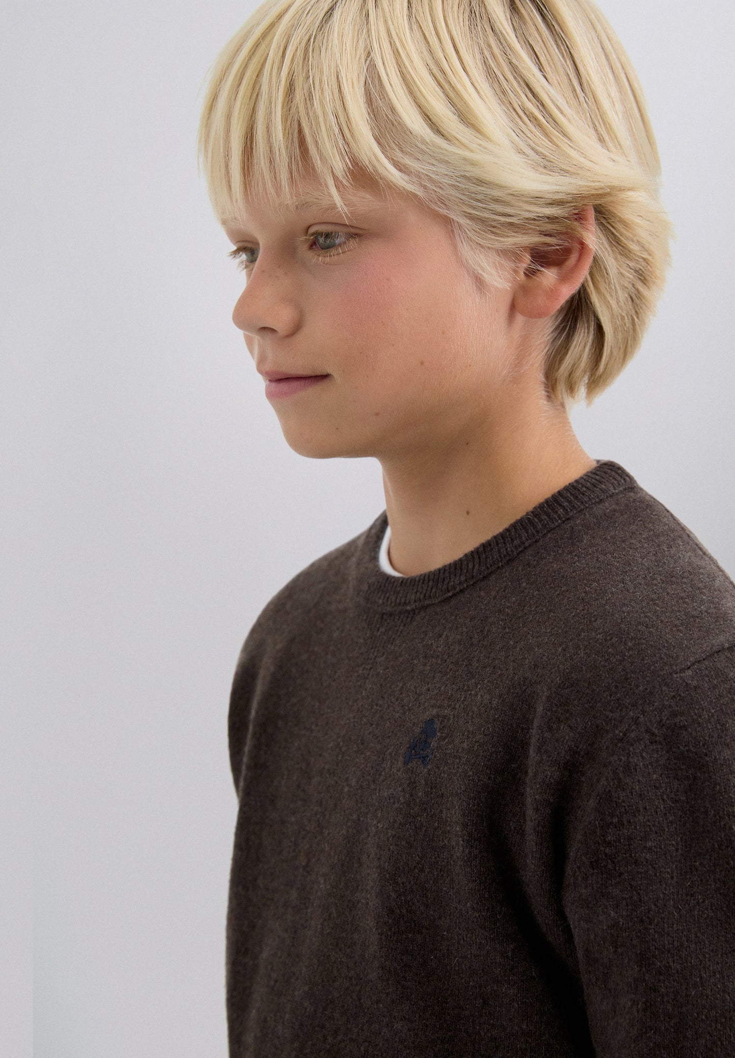 SKULL SWEATER WITH ELBOW PADS