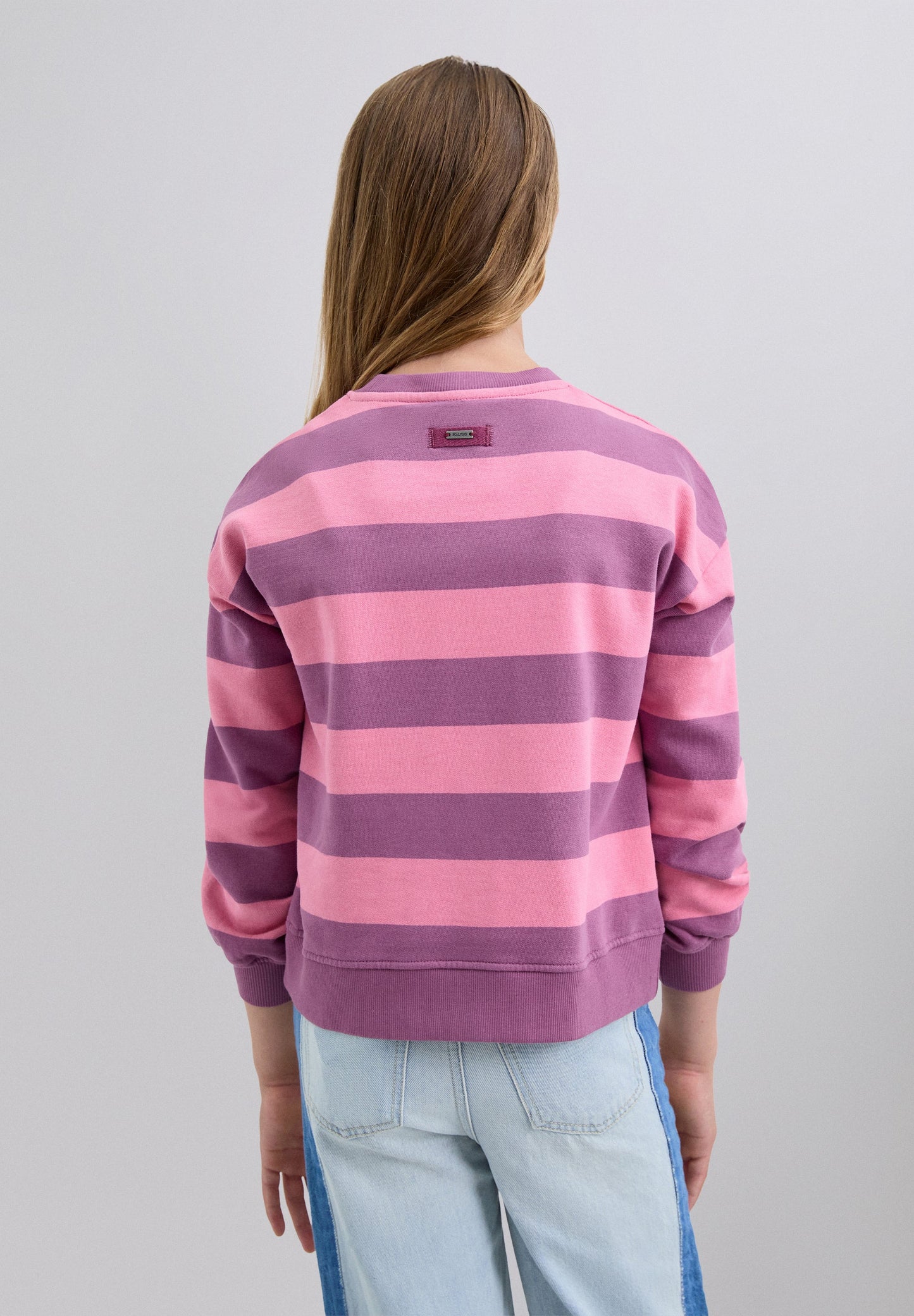STRIPED SWEATSHIRT