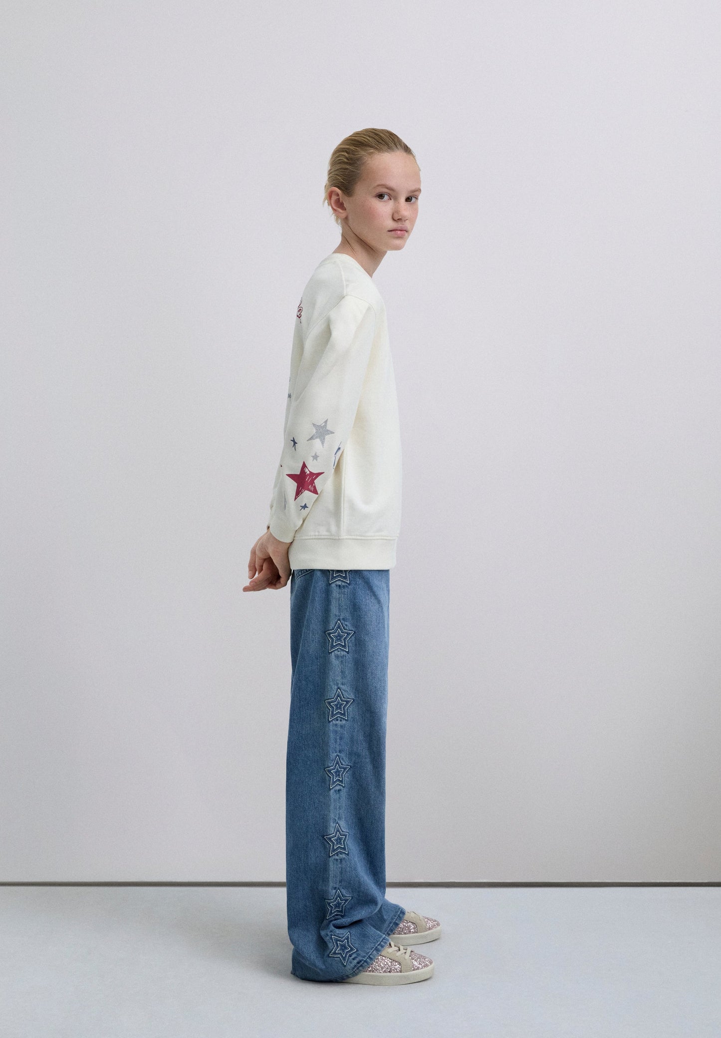 PRINTED PUFF SLEEVE SWEATSHIRT