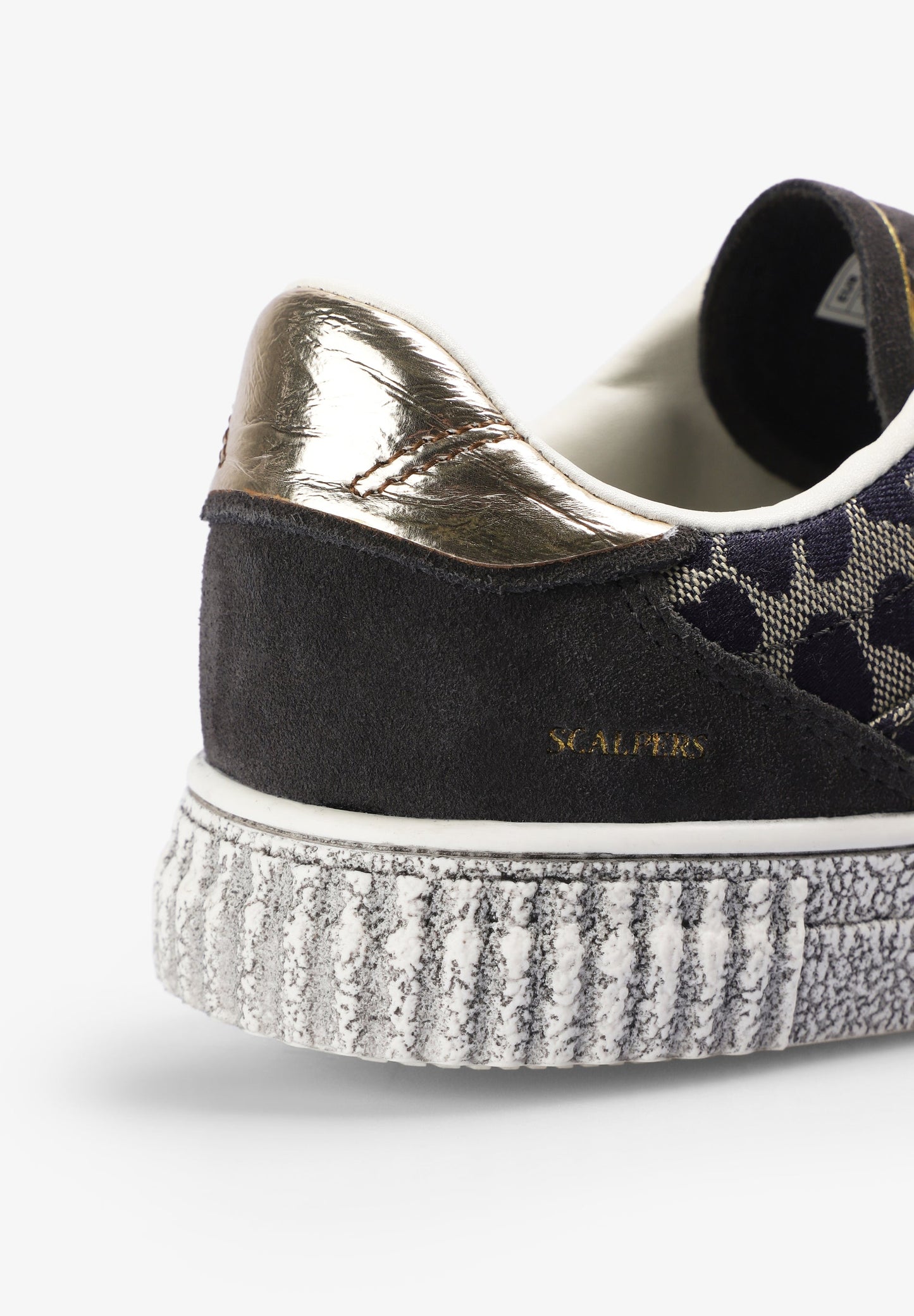 SNEAKERS WITH ANIMAL PRINT SKULL