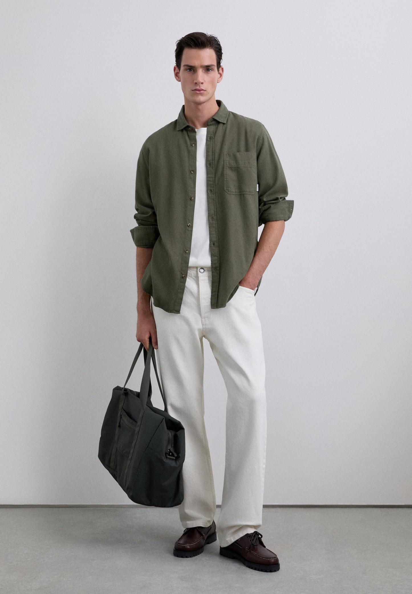 REGULAR FIT OVERSHIRT WITH POCKET