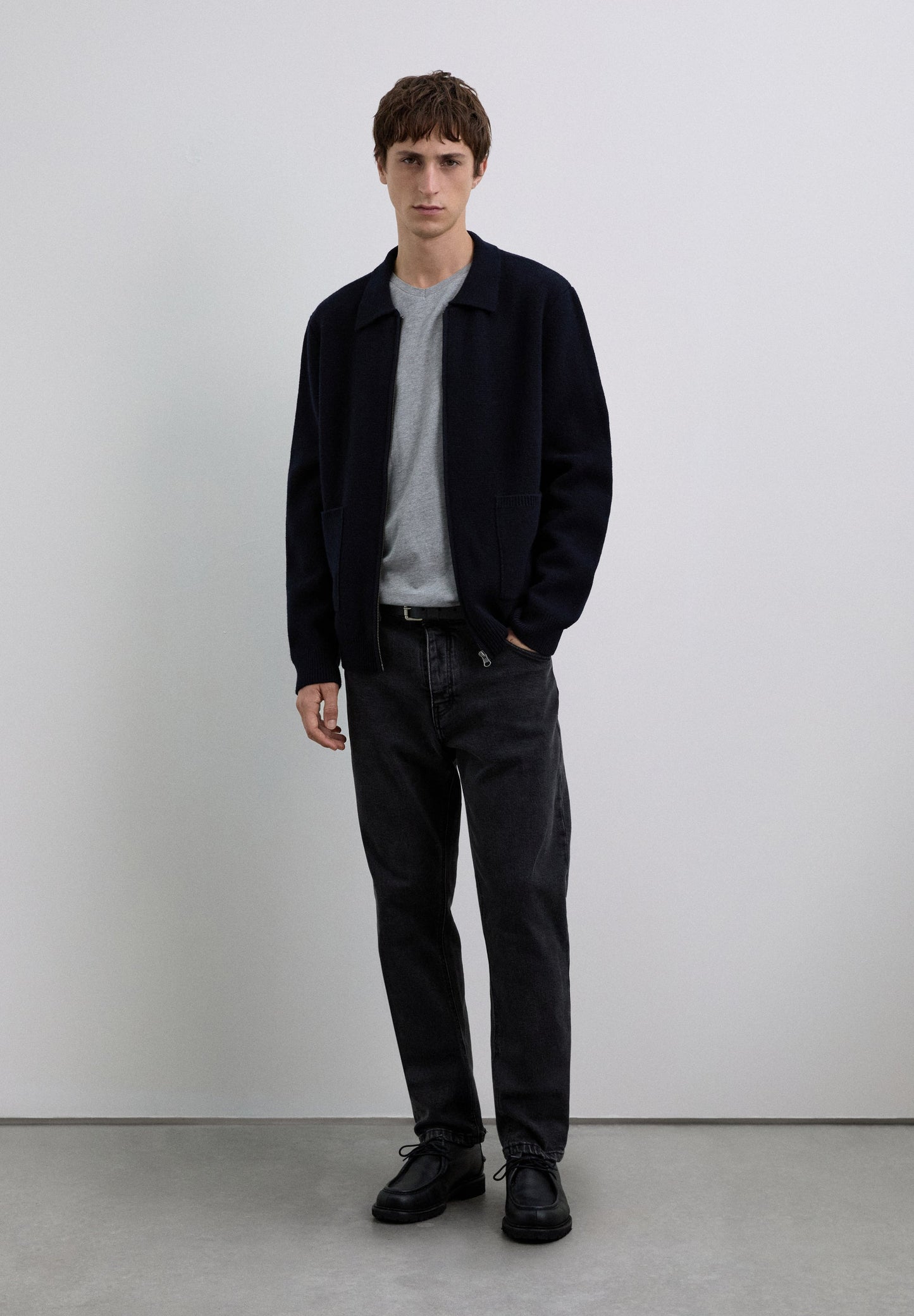 CAMISETA CALAVERA BORDADA TONO