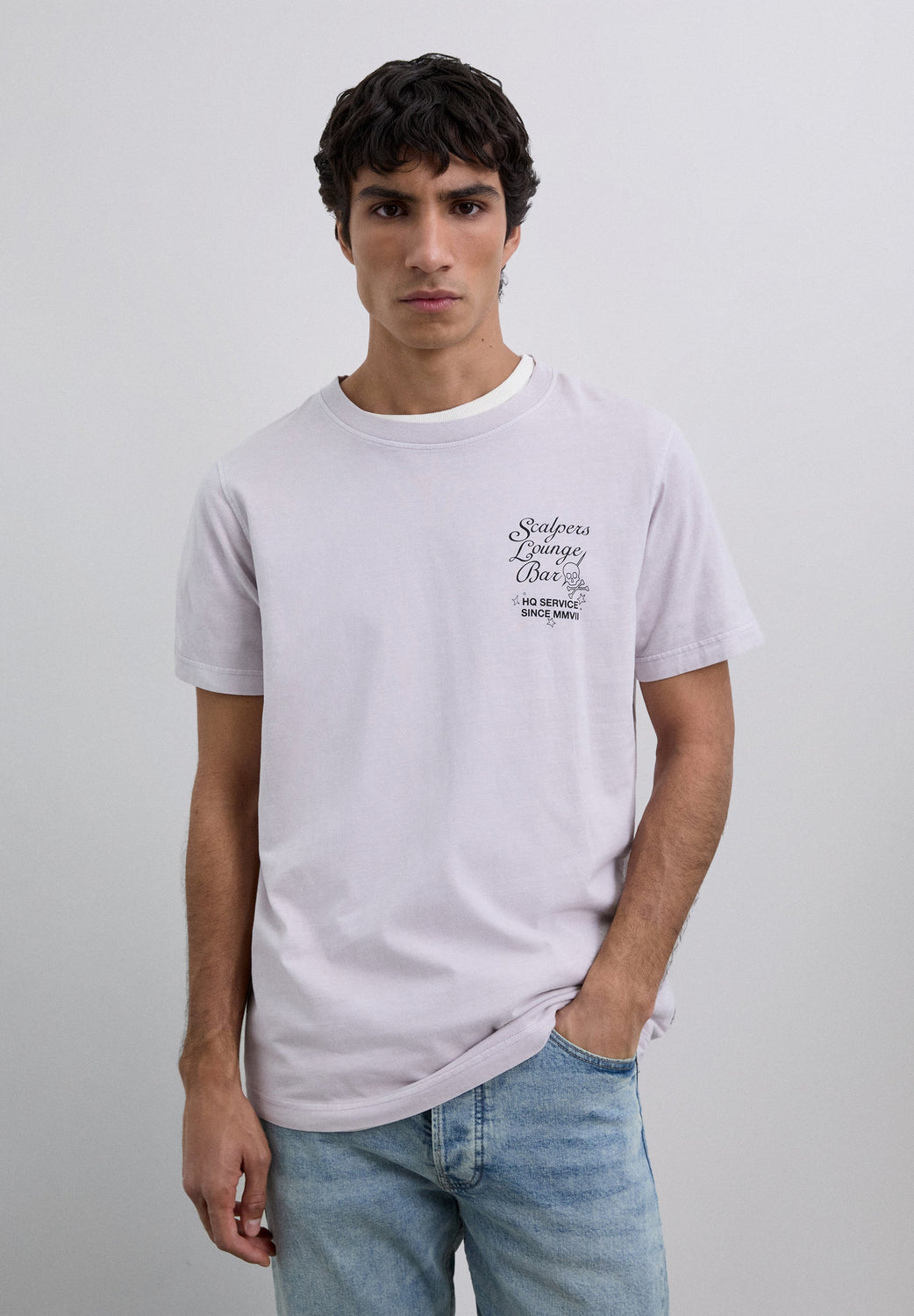 CAMISETA PRINT LOUNGE BAR - Scalpers