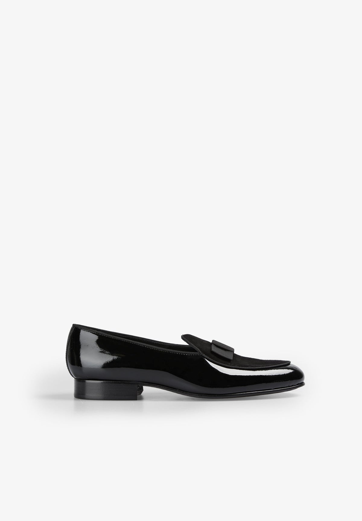LEATHER LOAFER WITH UPPER DETAIL