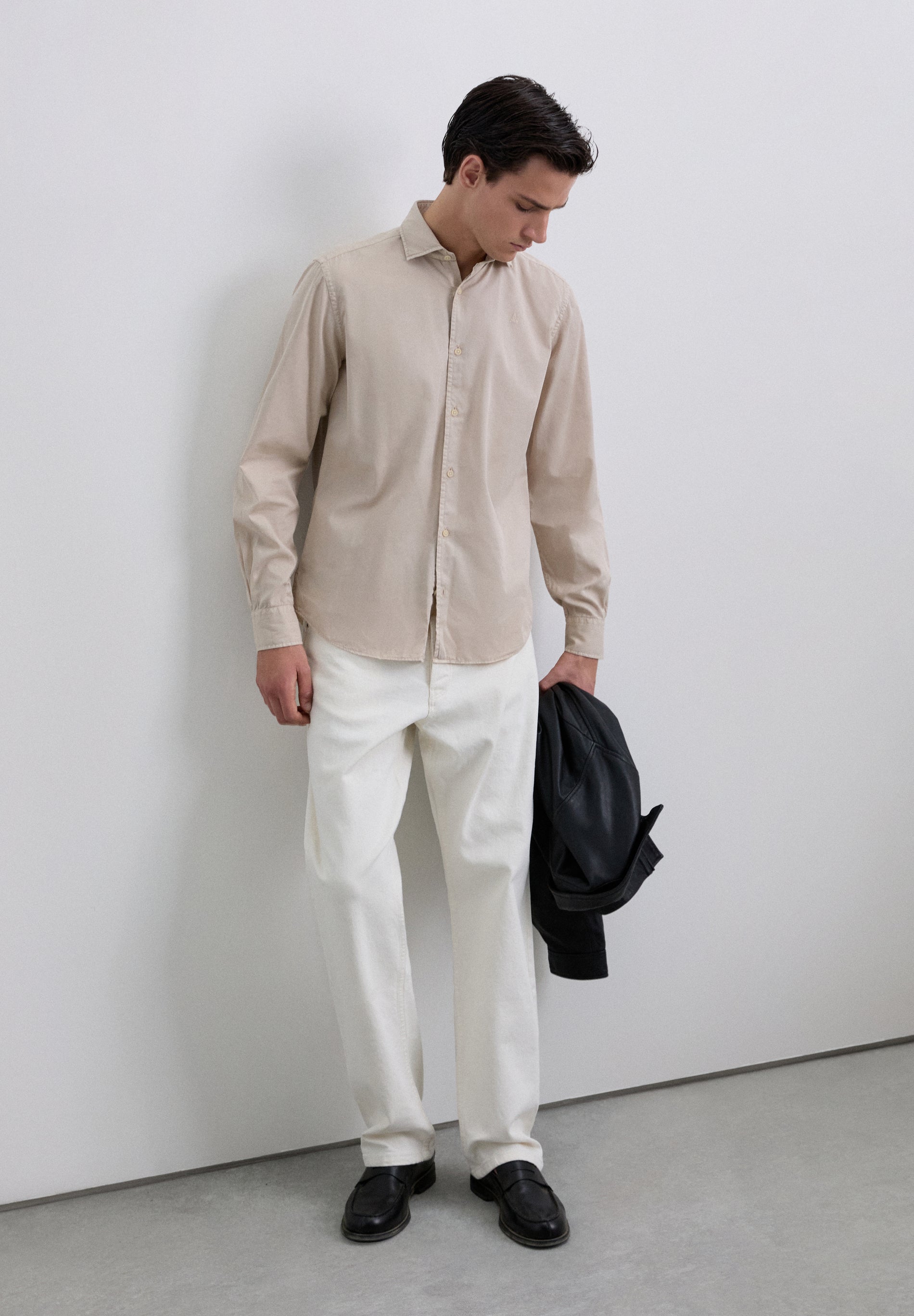 REGULAR FIT EMBROIDERED SHIRT