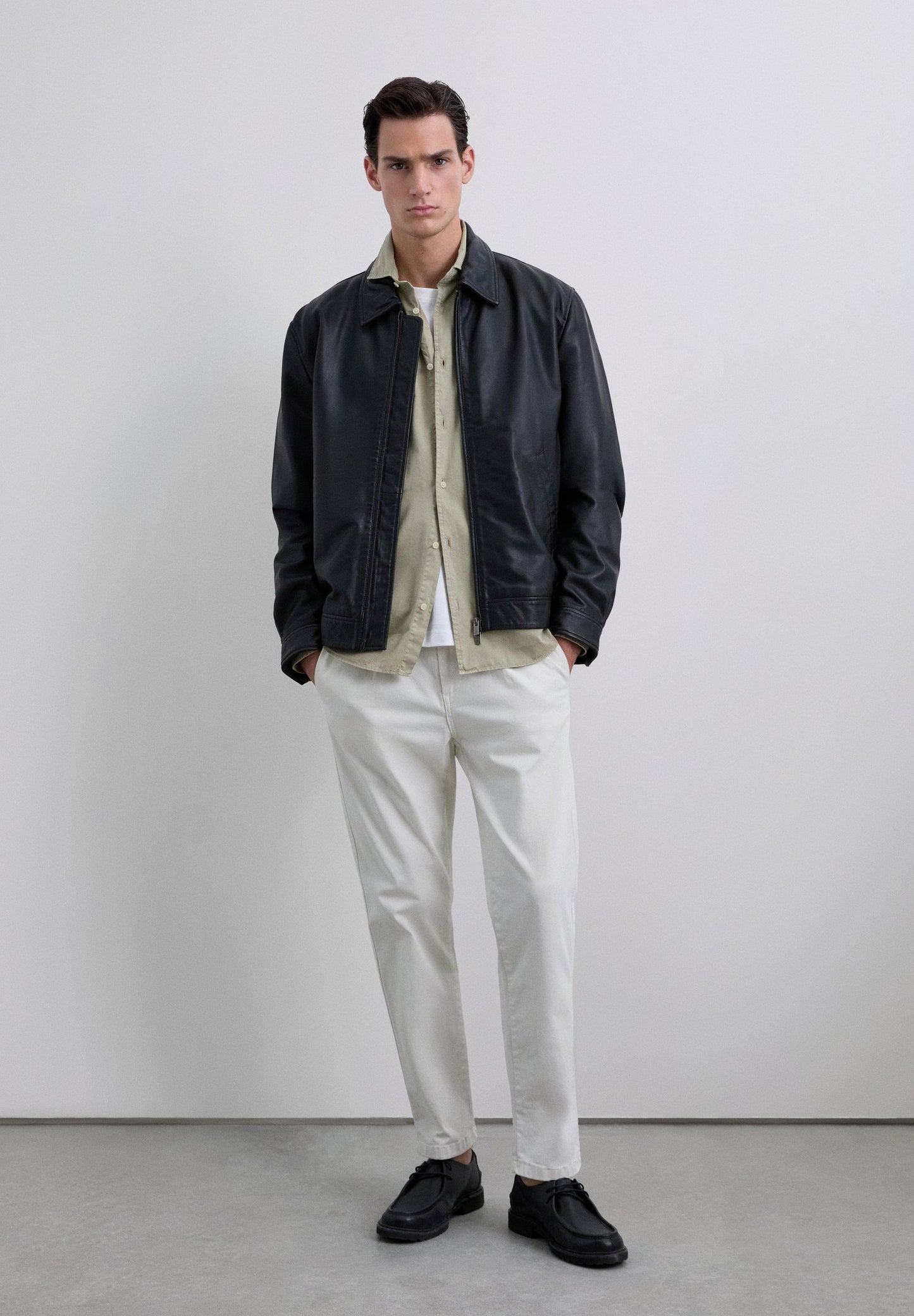 REGULAR FIT EMBROIDERED SHIRT